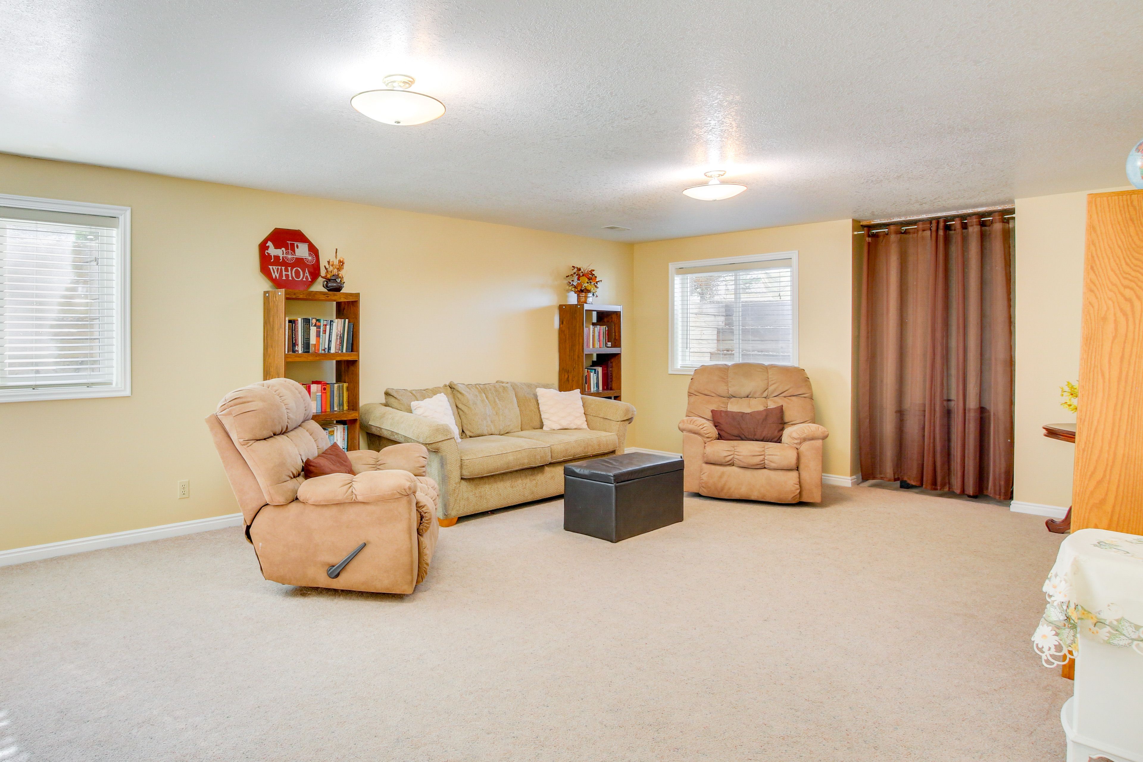 Den | Lower Level | Smart TV | Board Games