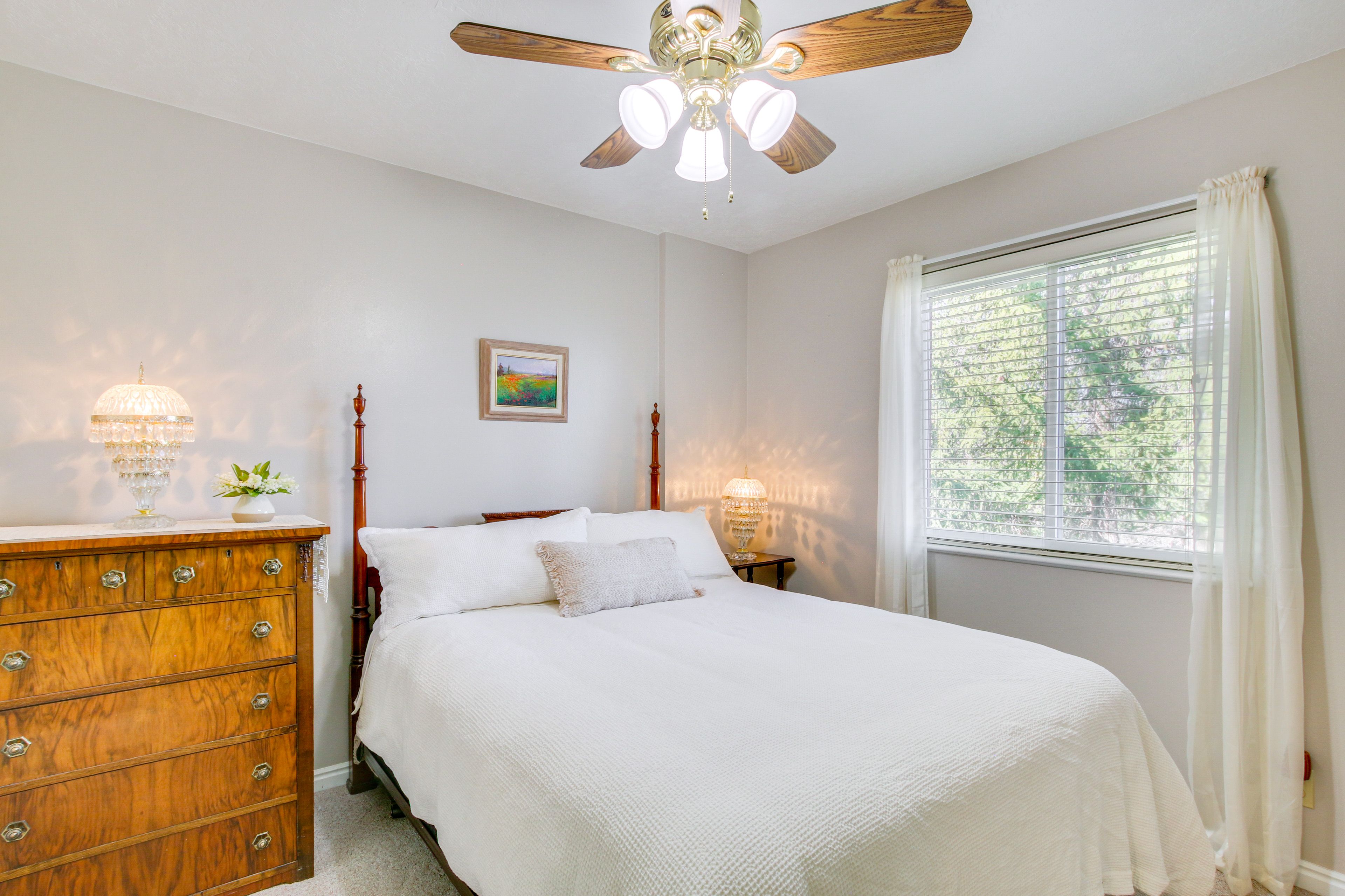 Bedroom 2 | Main Level | Queen Bed