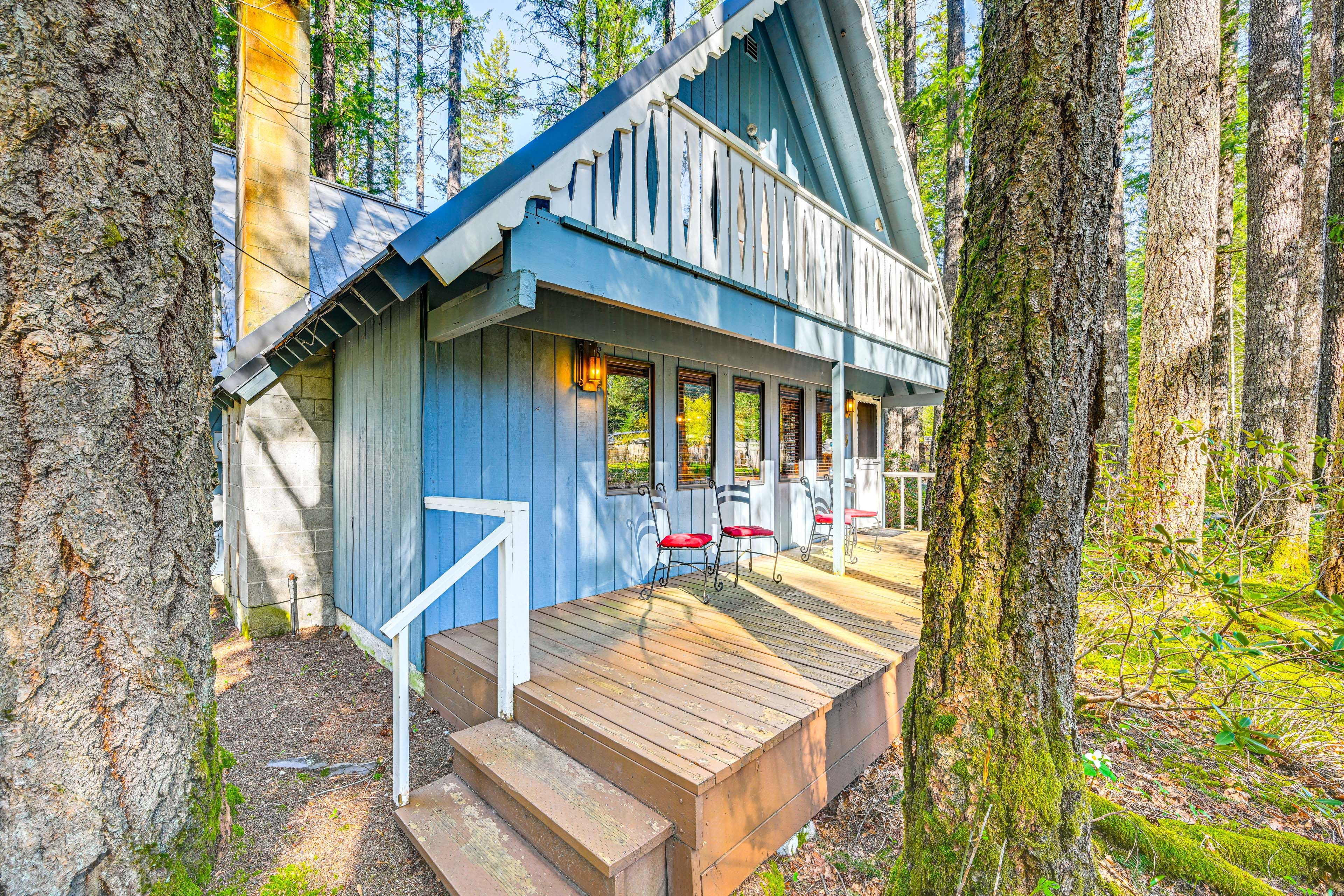 Front Porch | Outdoor Seating