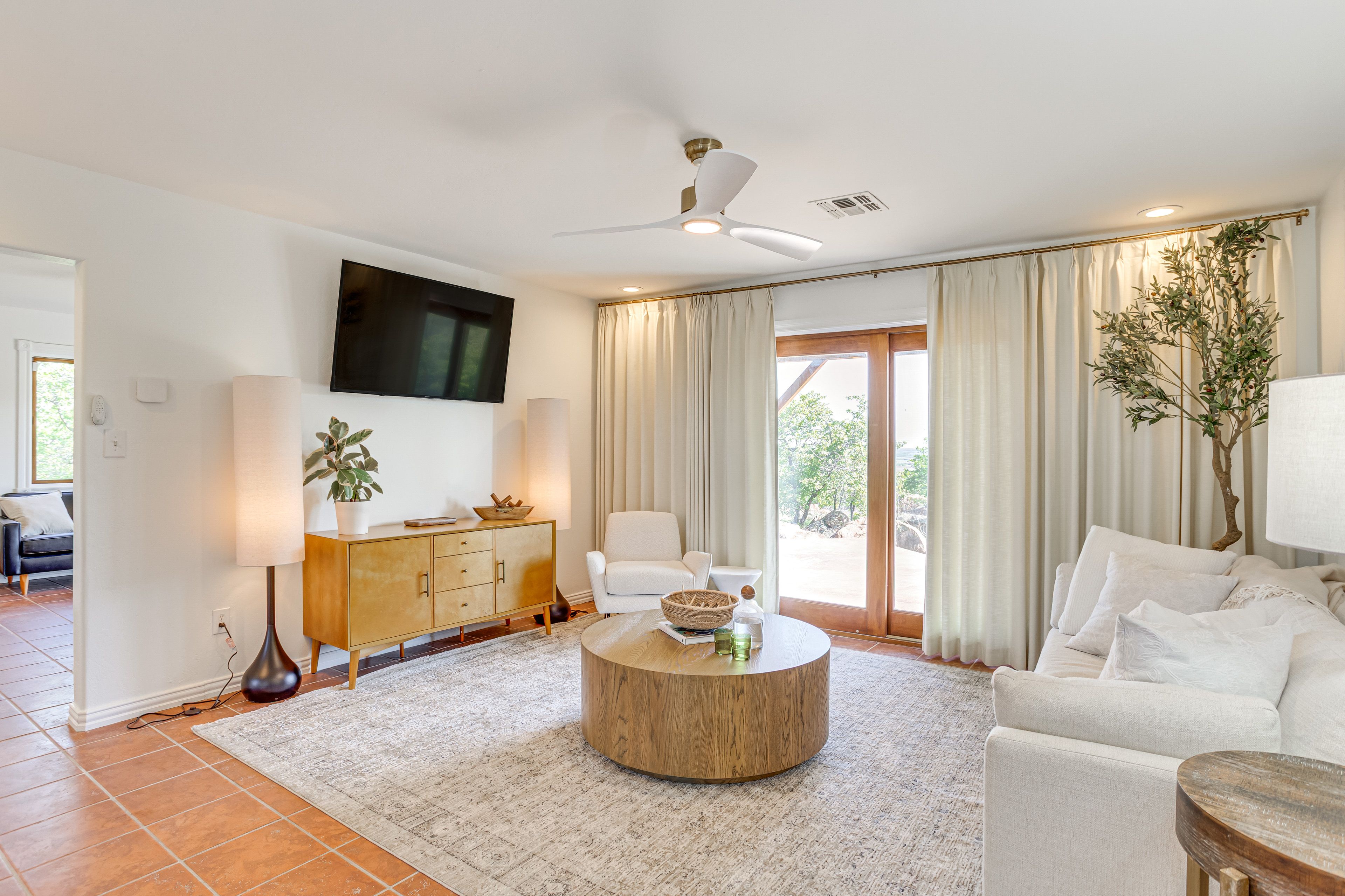 Living Room | Smart TV | Queen Sleeper Sofa | 1st Floor