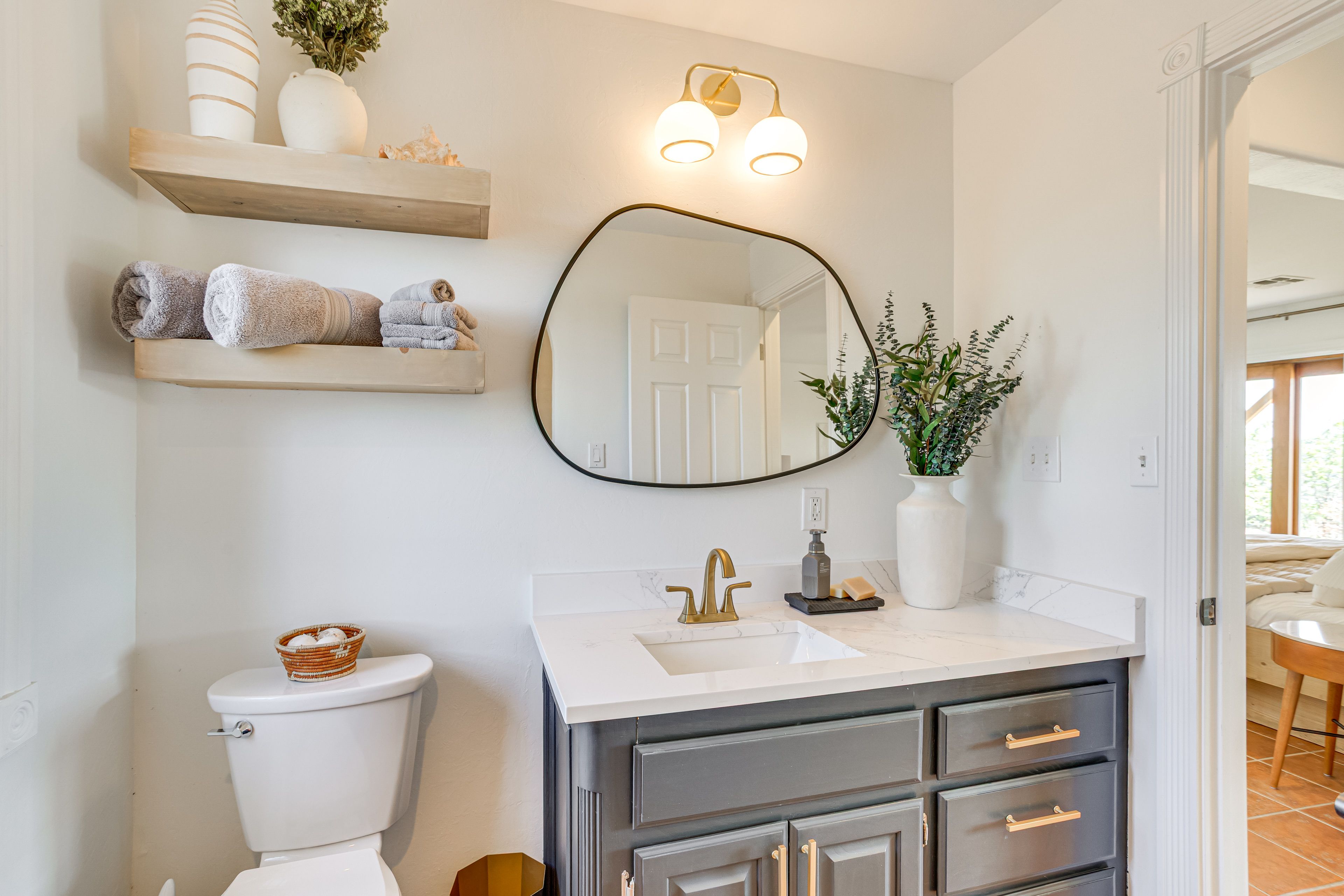 Bathroom | Towels Provided | 1st Floor