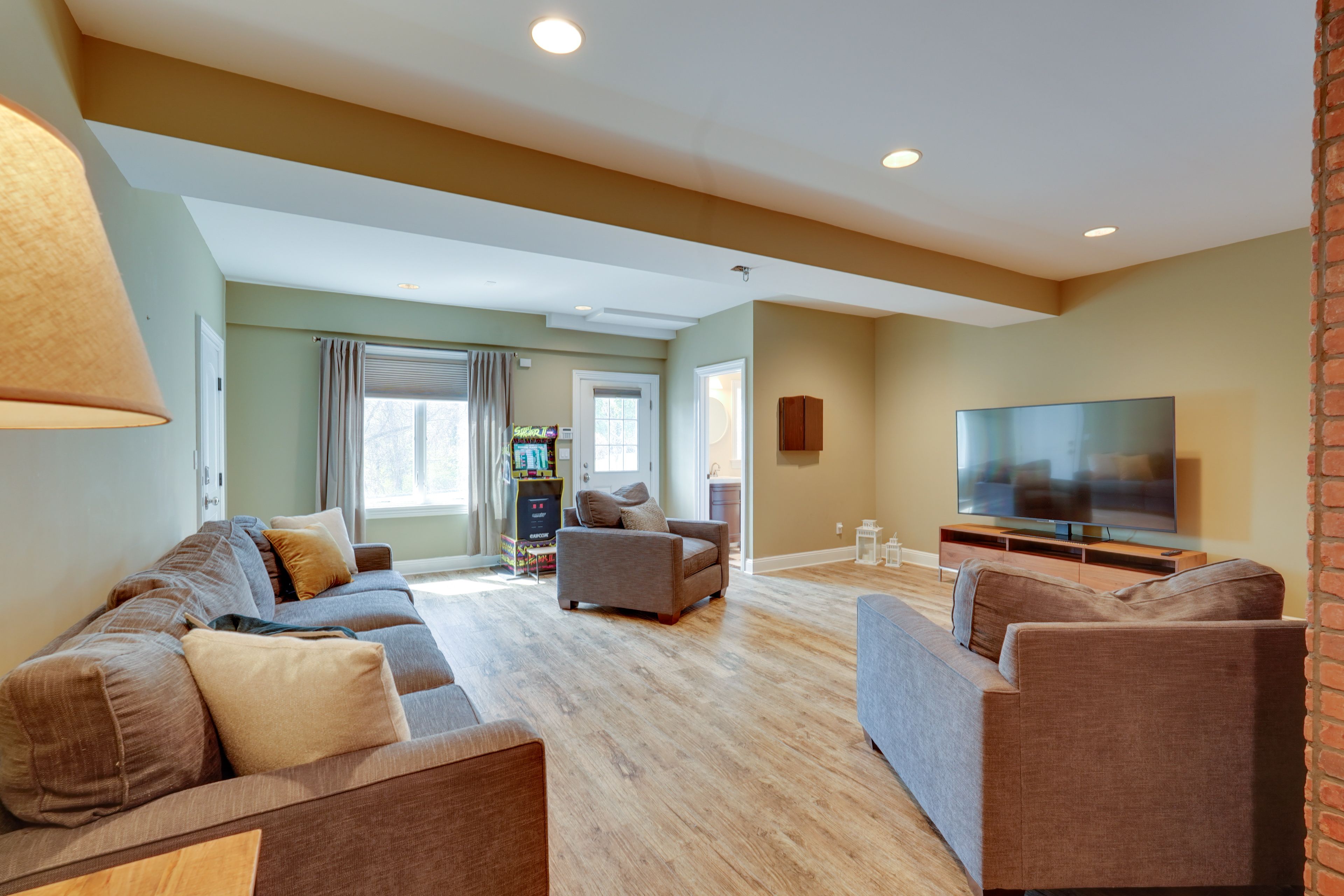 Family Room | Arcade Machine | Smart TV | Main Level
