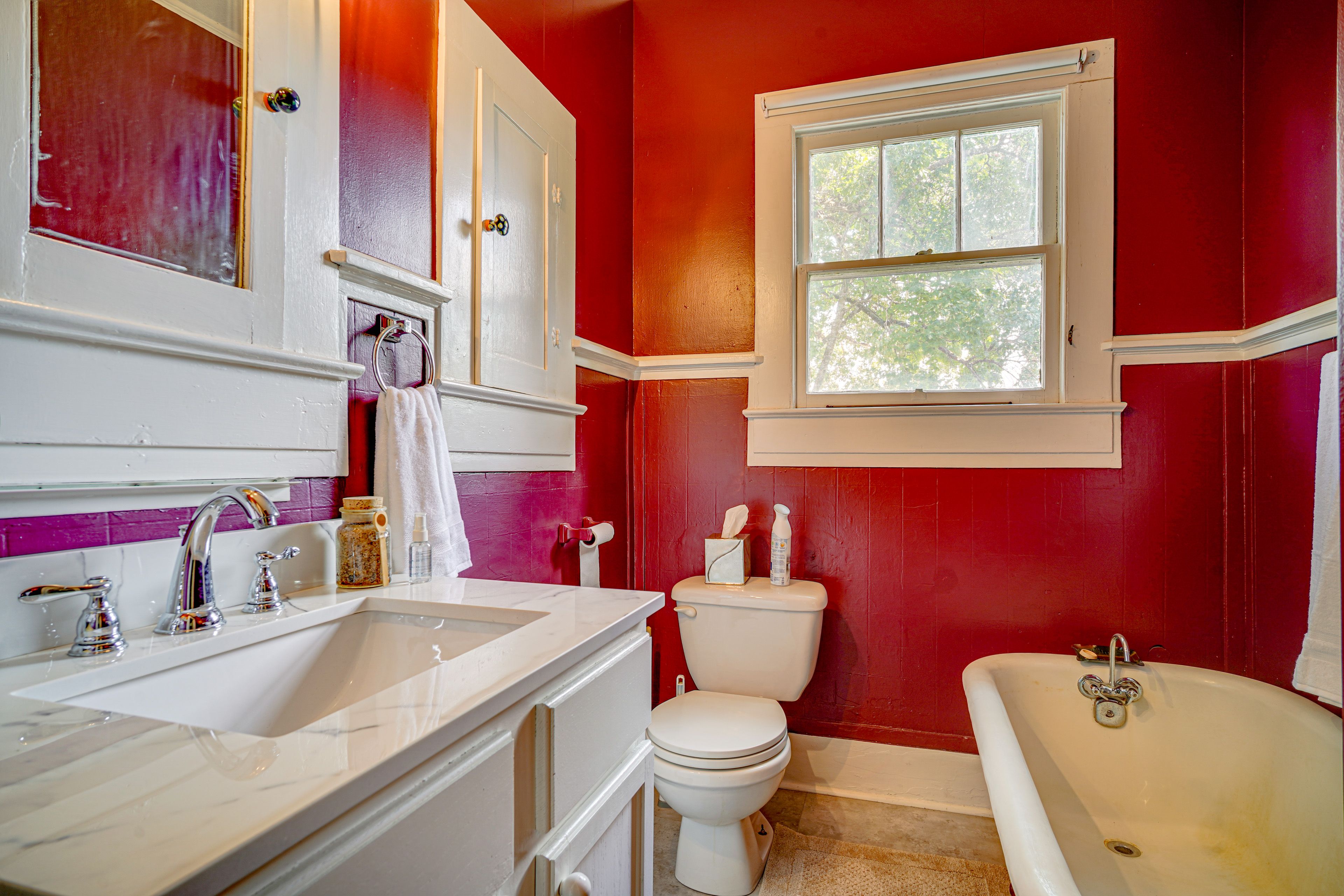 Full Bath | Towels | Hair Dryer