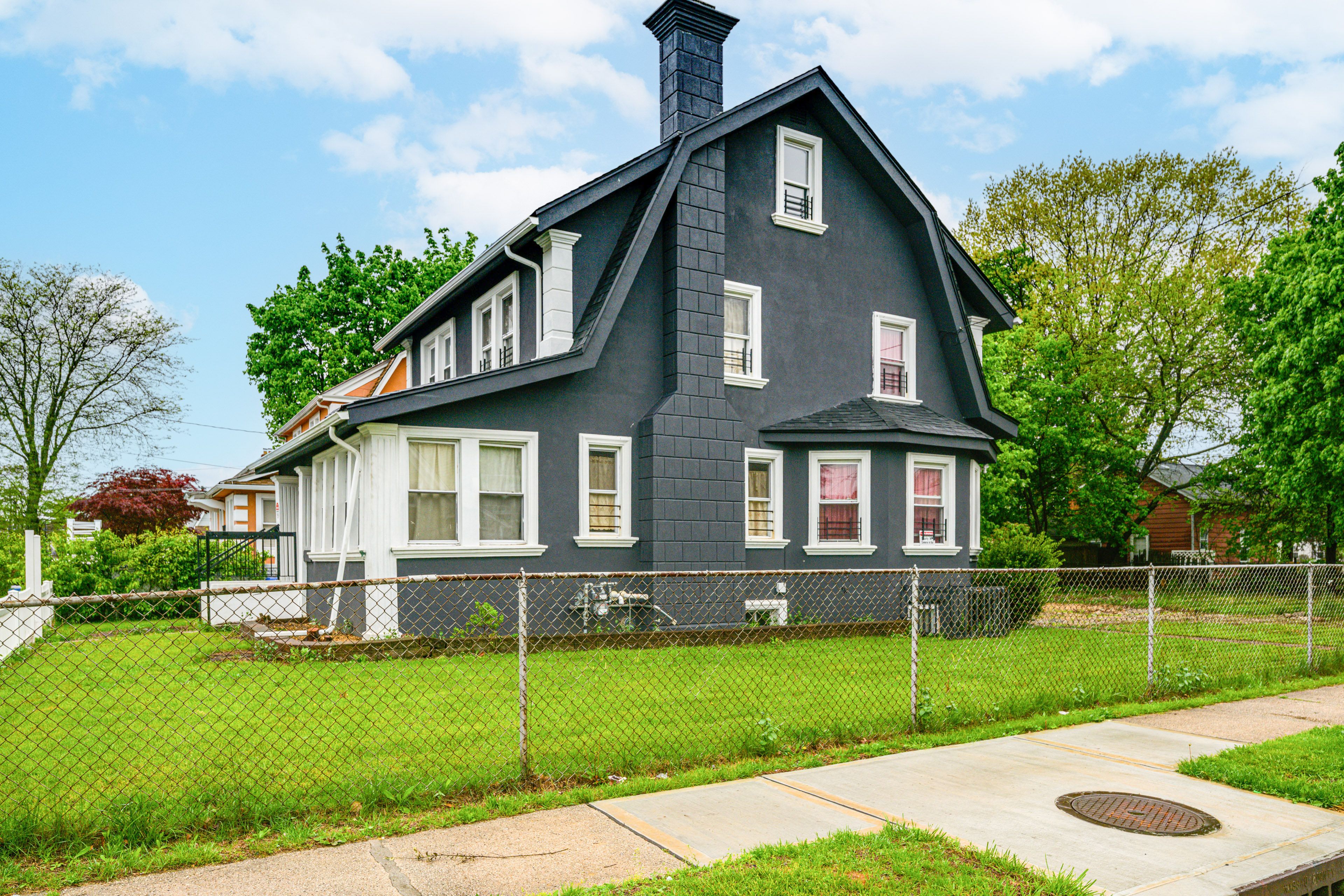 Home Exterior | 2-Story Home