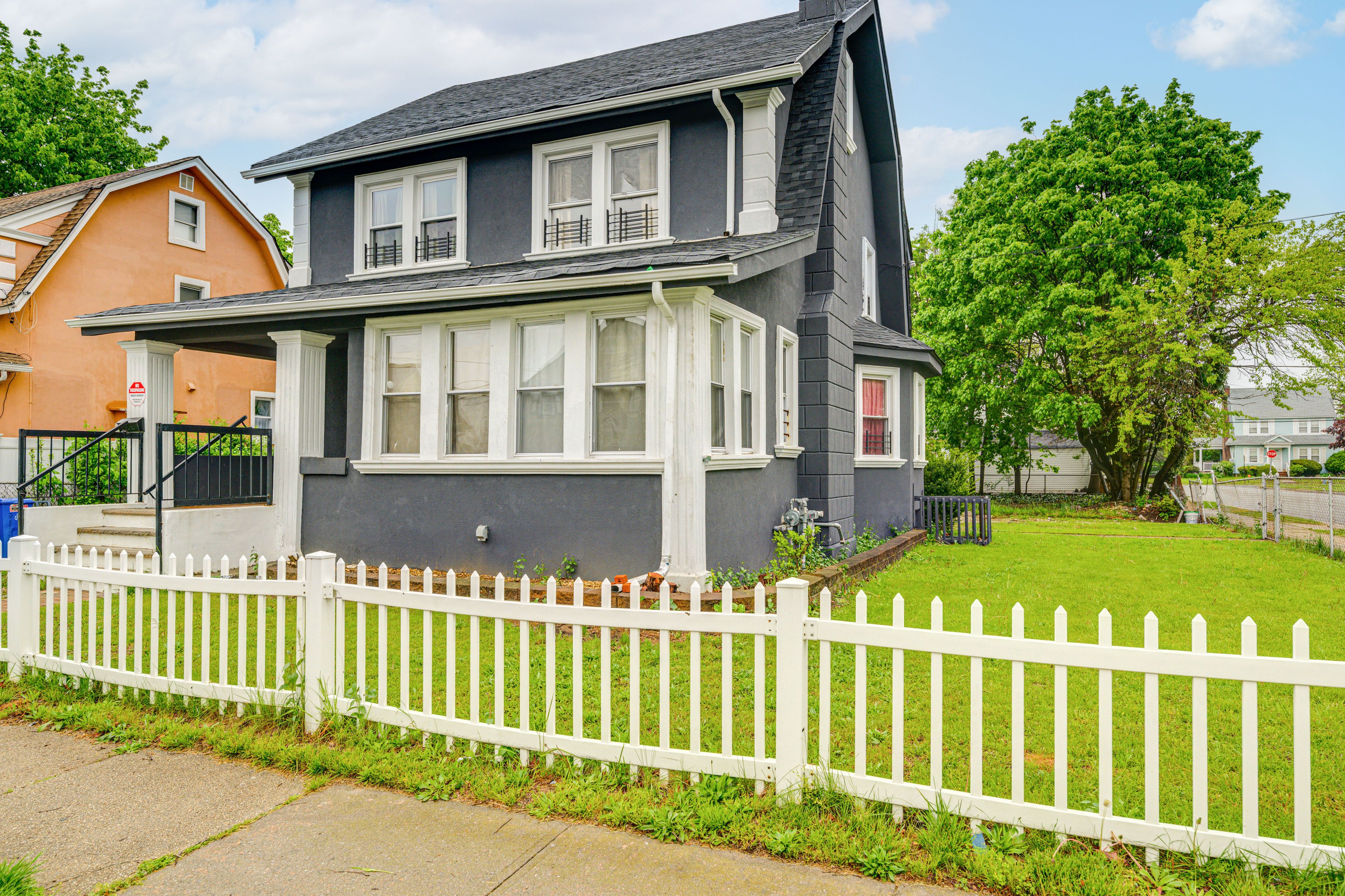 Hempstead Vacation Rental | 5BR | 2BA | 4 Steps to Enter | 1,900 Sq Ft