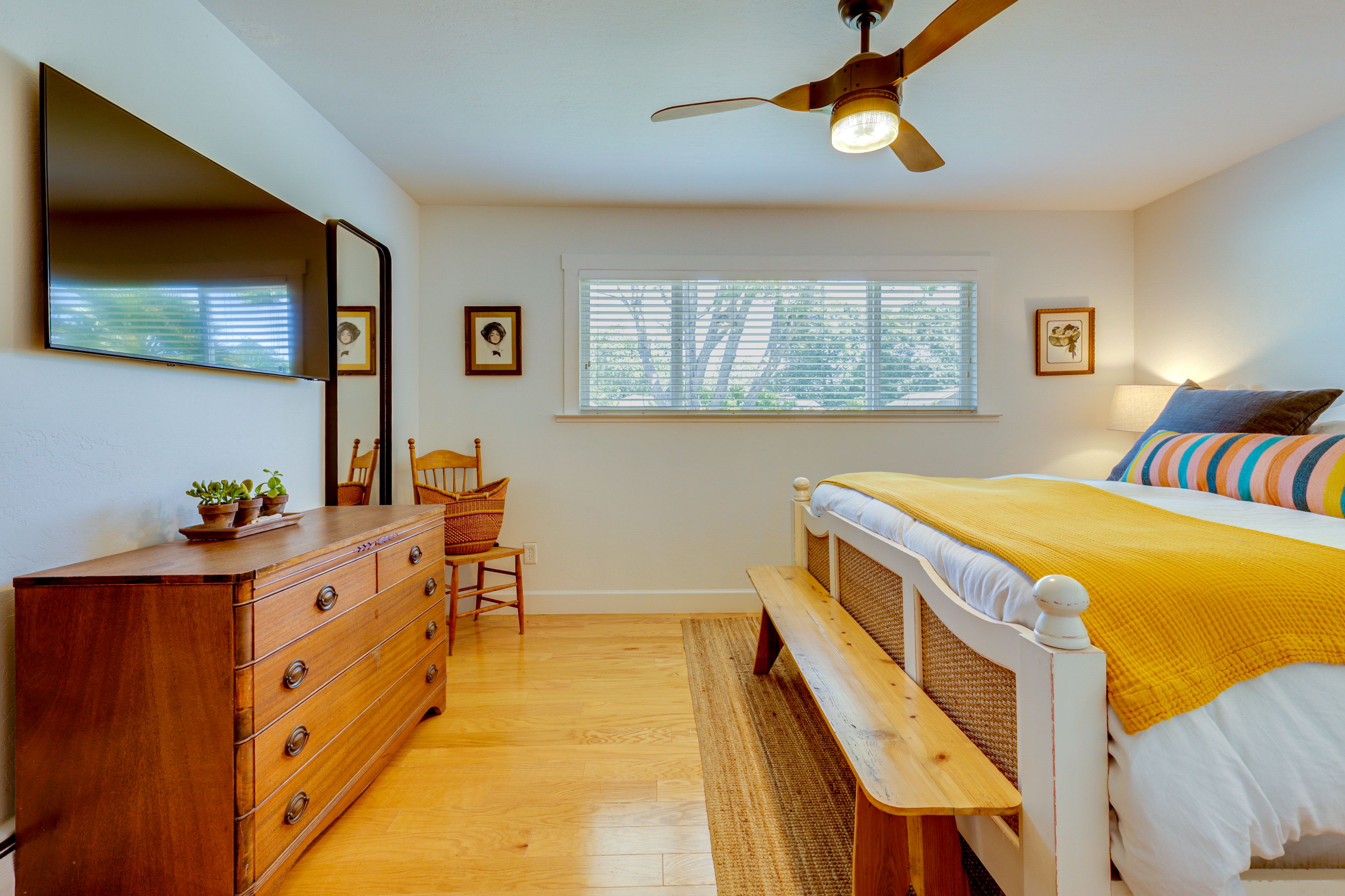 Bedroom 1 | King Bed | Linens Provided | Flat-Screen TV