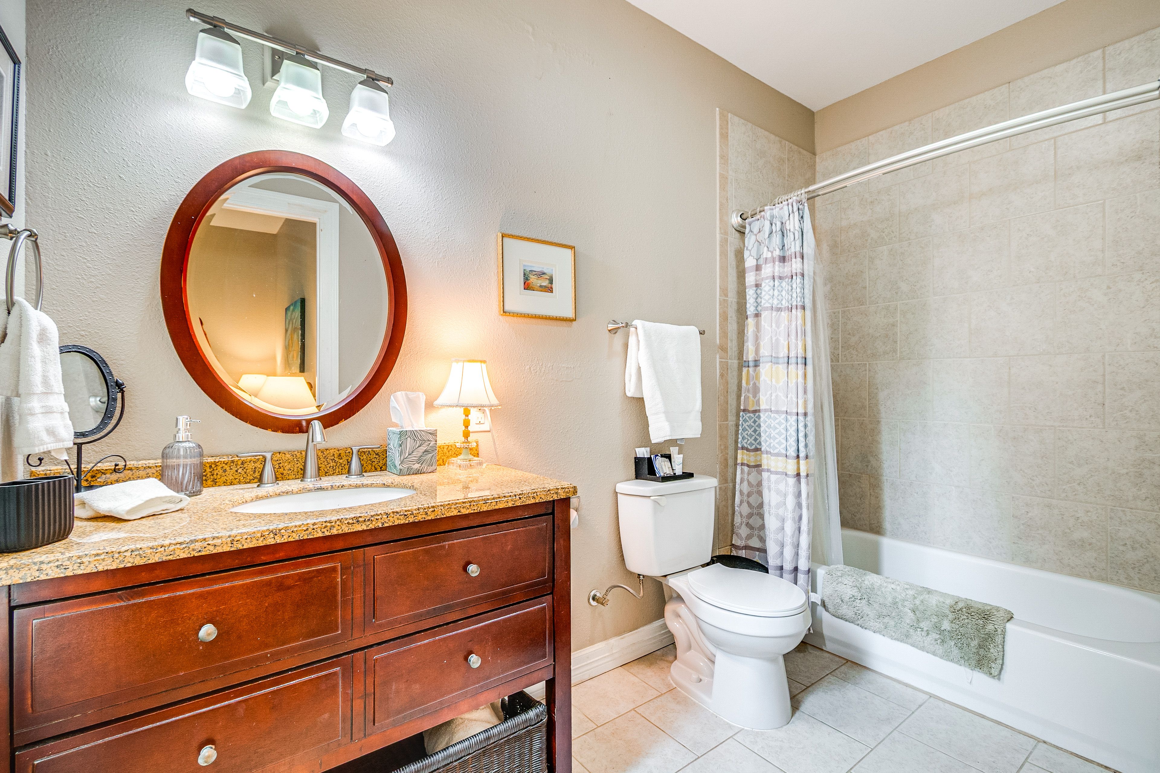 En-Suite Bathroom | 1st Floor | Towels Provided