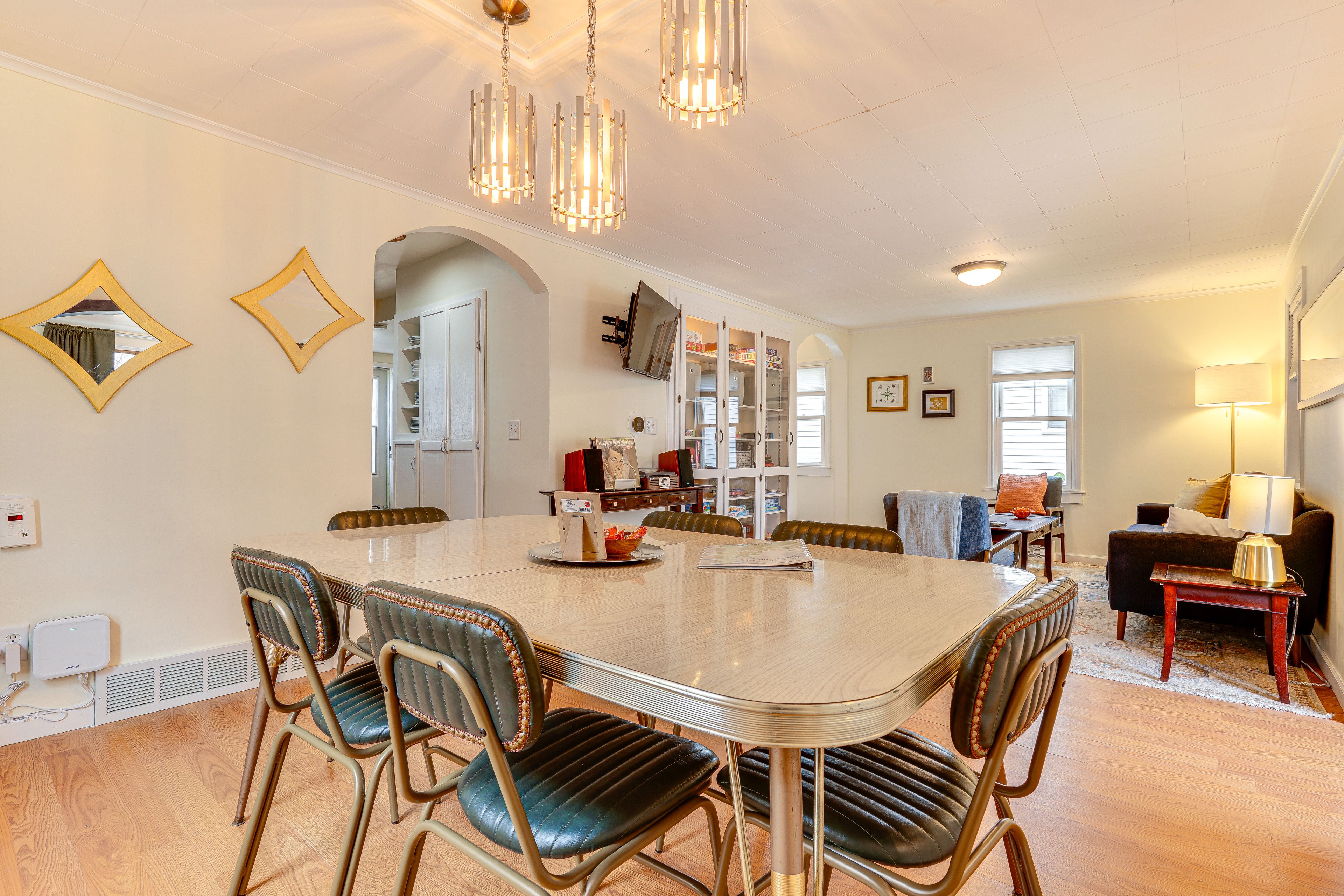 Dining Room | 1st Floor | Dishware & Flatware