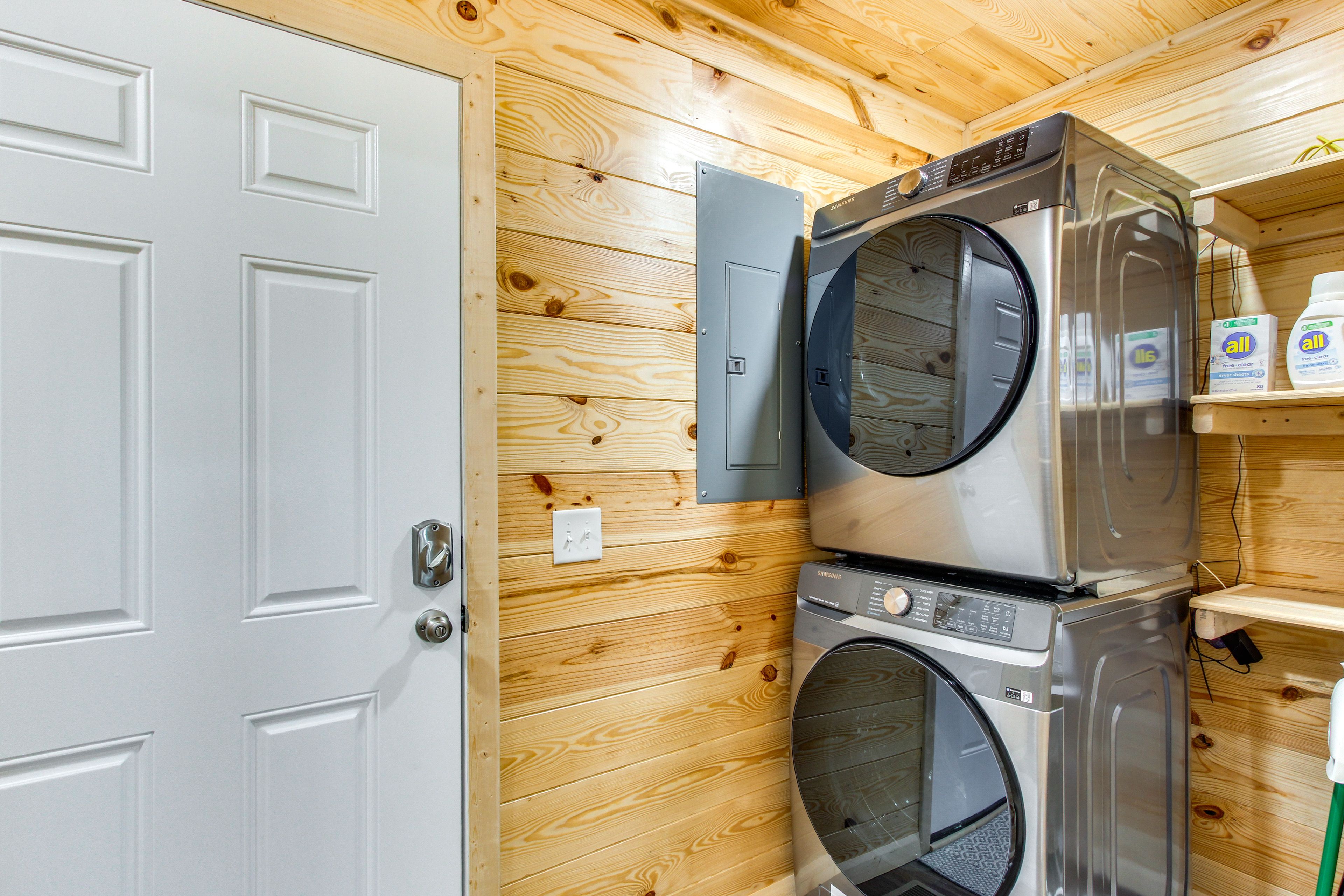 Laundry Area | 1st Floor | Washer/Dryer | Laundry Detergent | Clothes Steamer