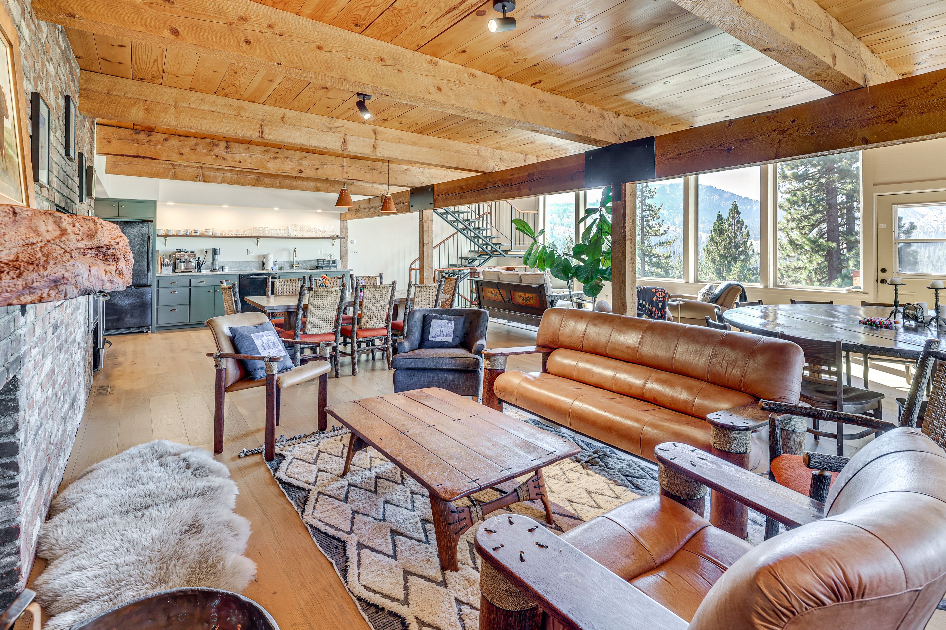 Living Room | Fire Place | Main Floor