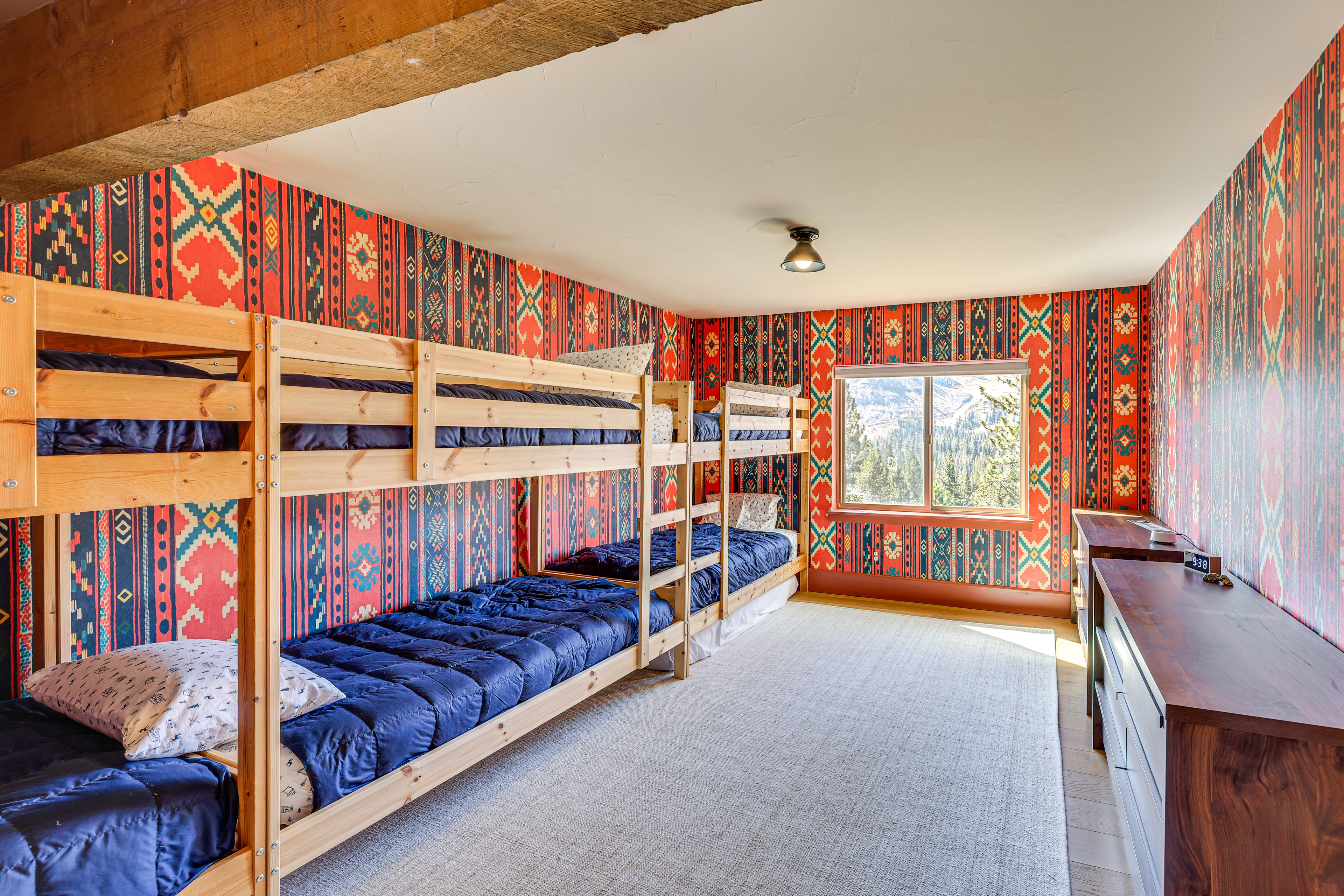 Bedroom 6 | 3 Twin Bunk Beds | Lower Floor