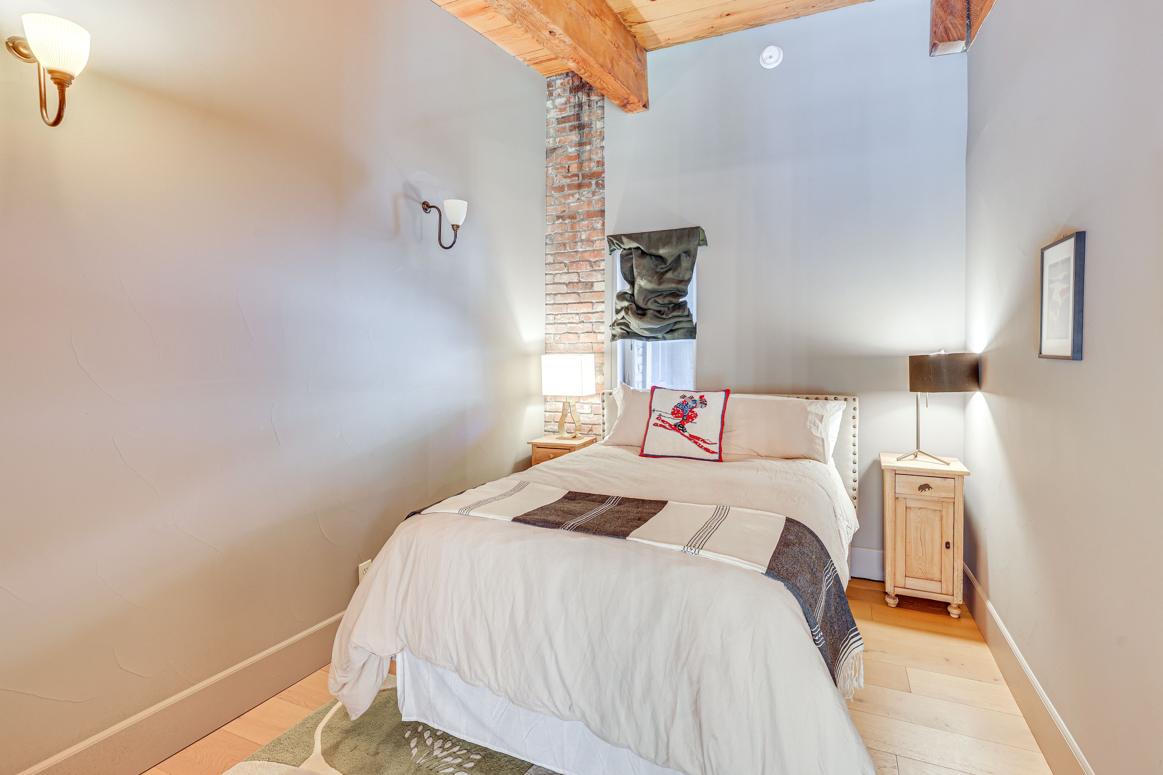 Bedroom 3 | Full Bed | Upper Floor