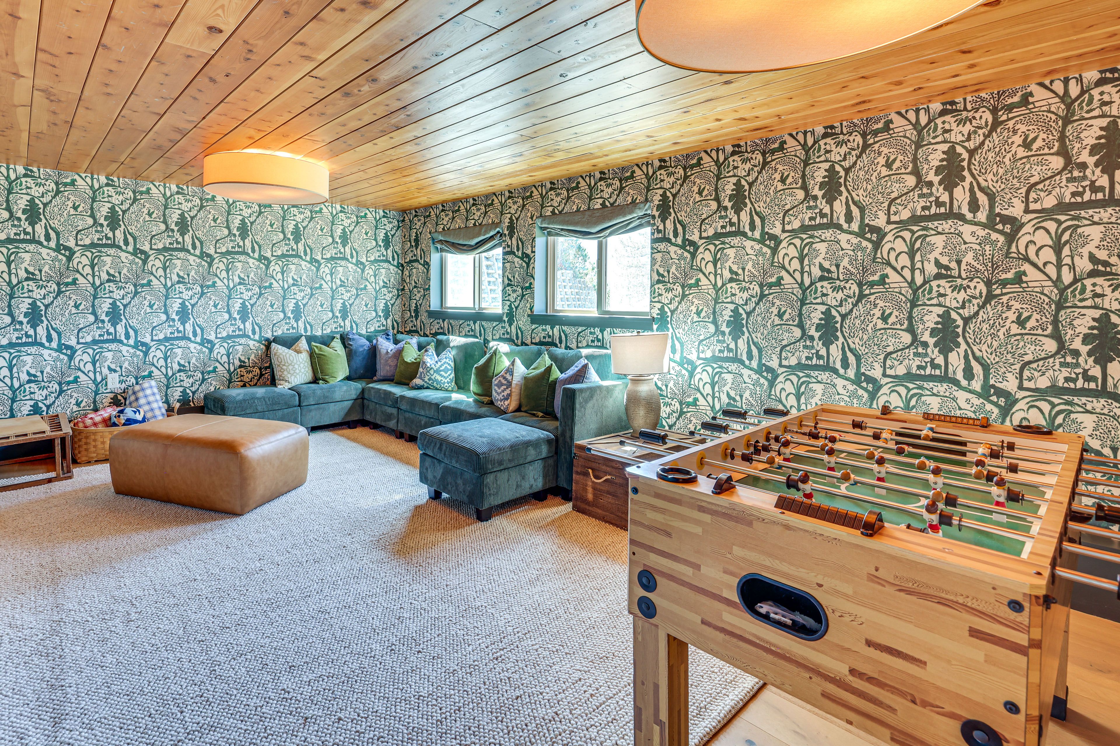 Game Room | Foosball Table | Smart TV | Lower Level