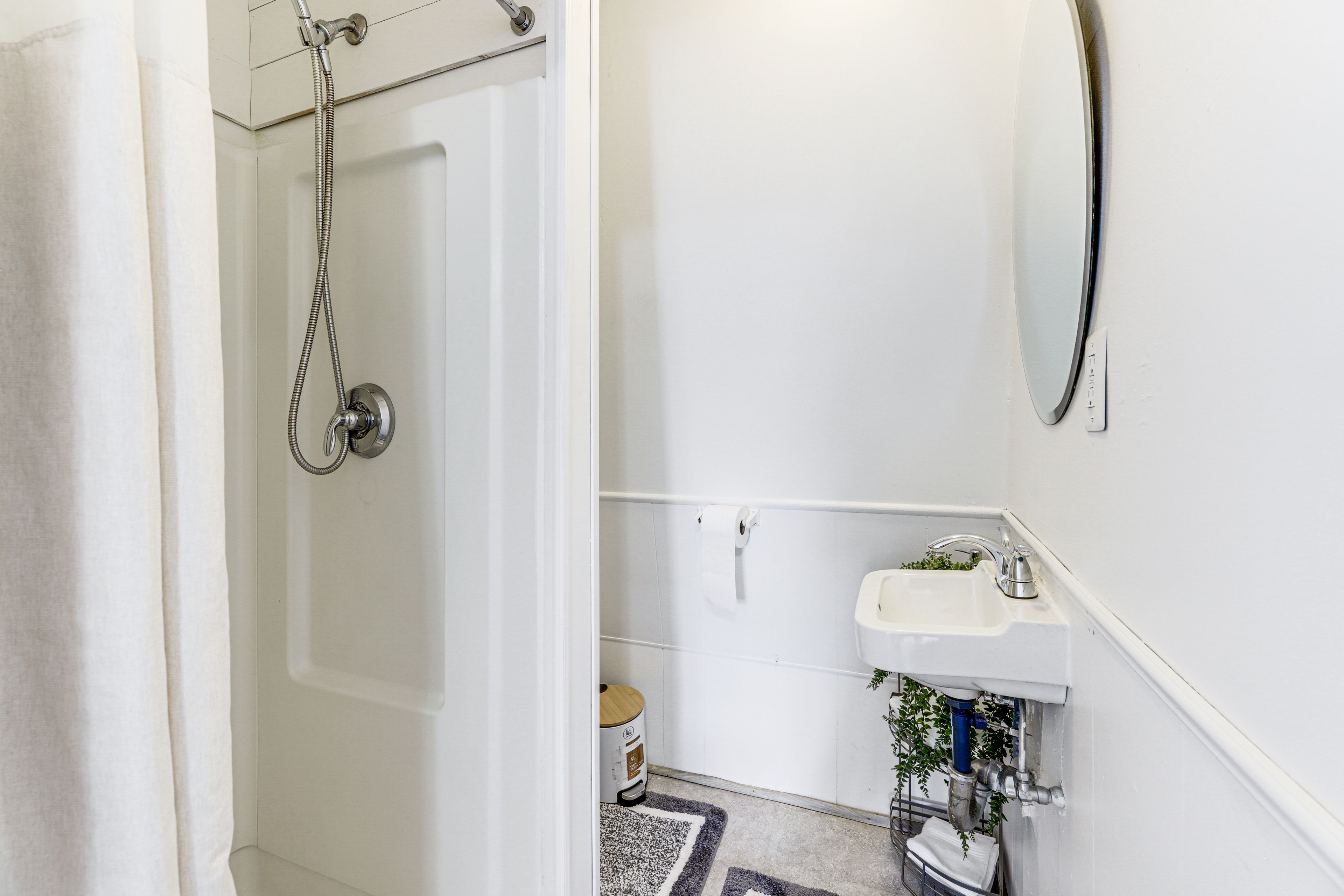 Bathroom | Towels Provided