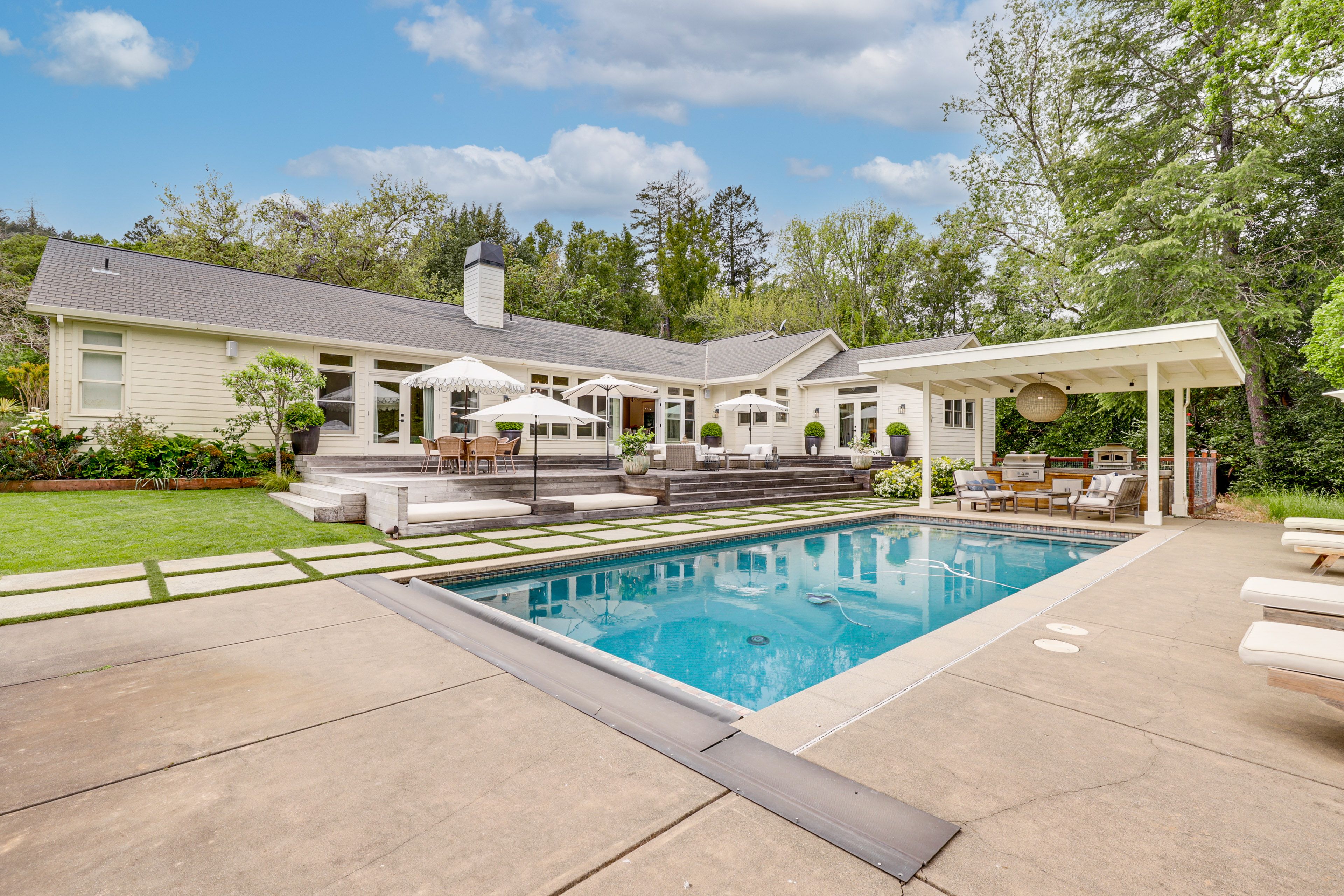 Napa Vacation Rental | 5BR | 3.5BA | 4,000 Sq Ft | 3 Steps to Enter