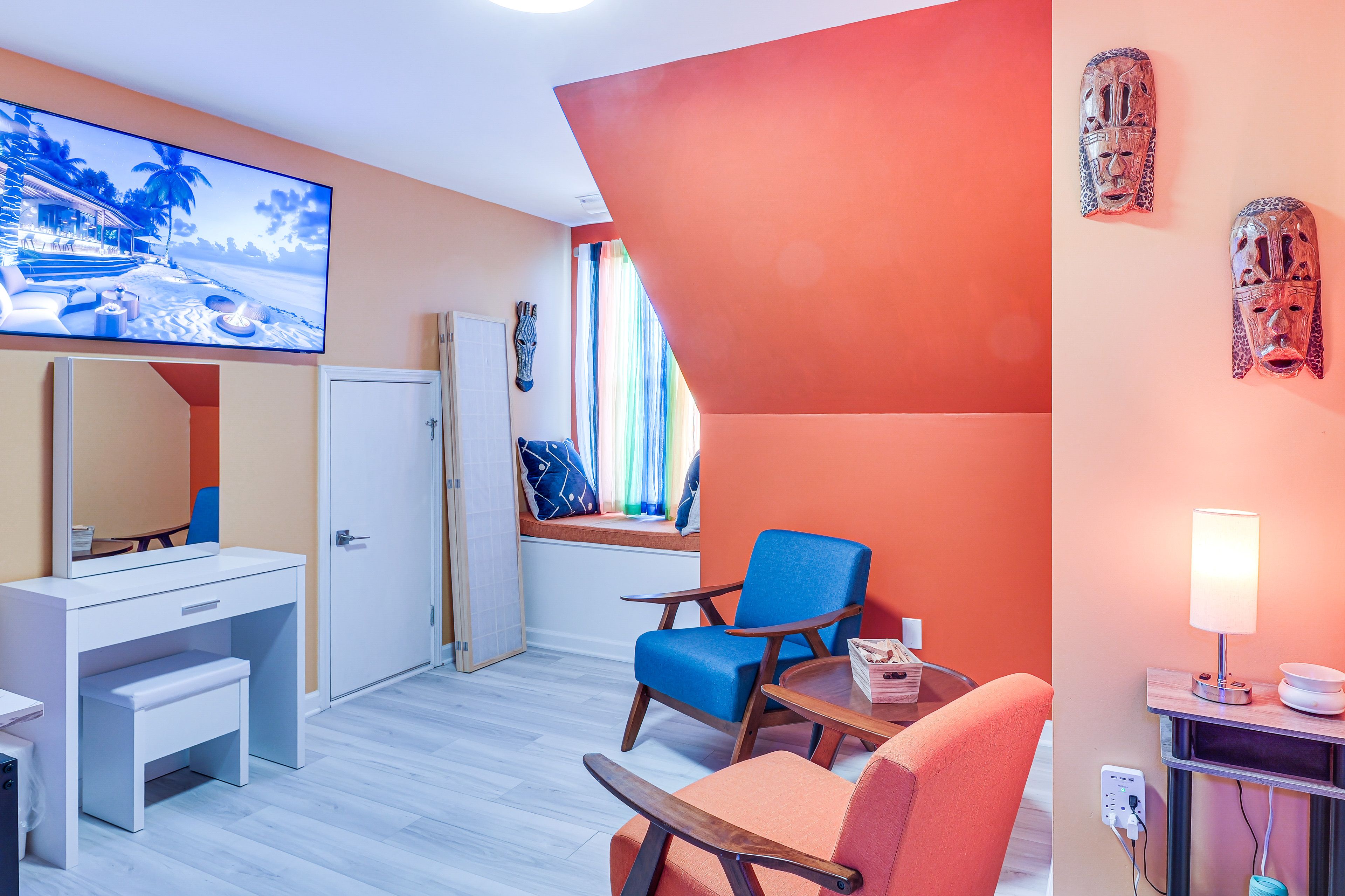 Lounge | 2nd Floor | Smart TV