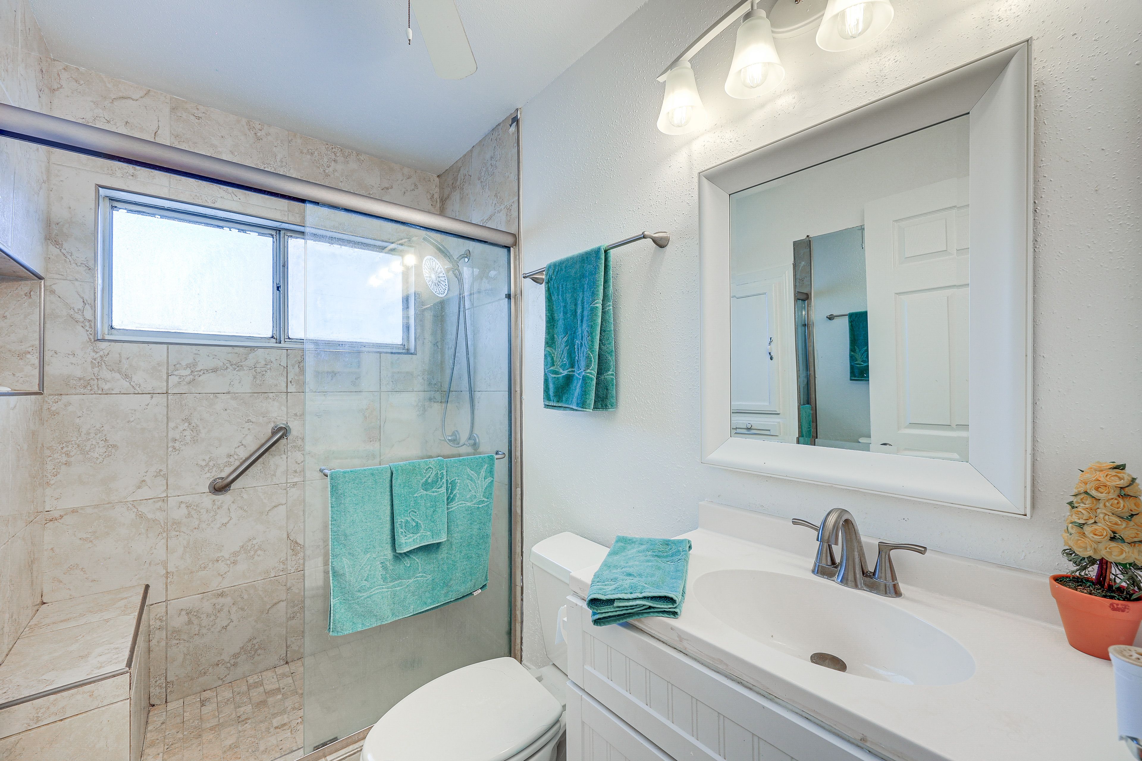 Full Bathroom | Grab Rail in Shower