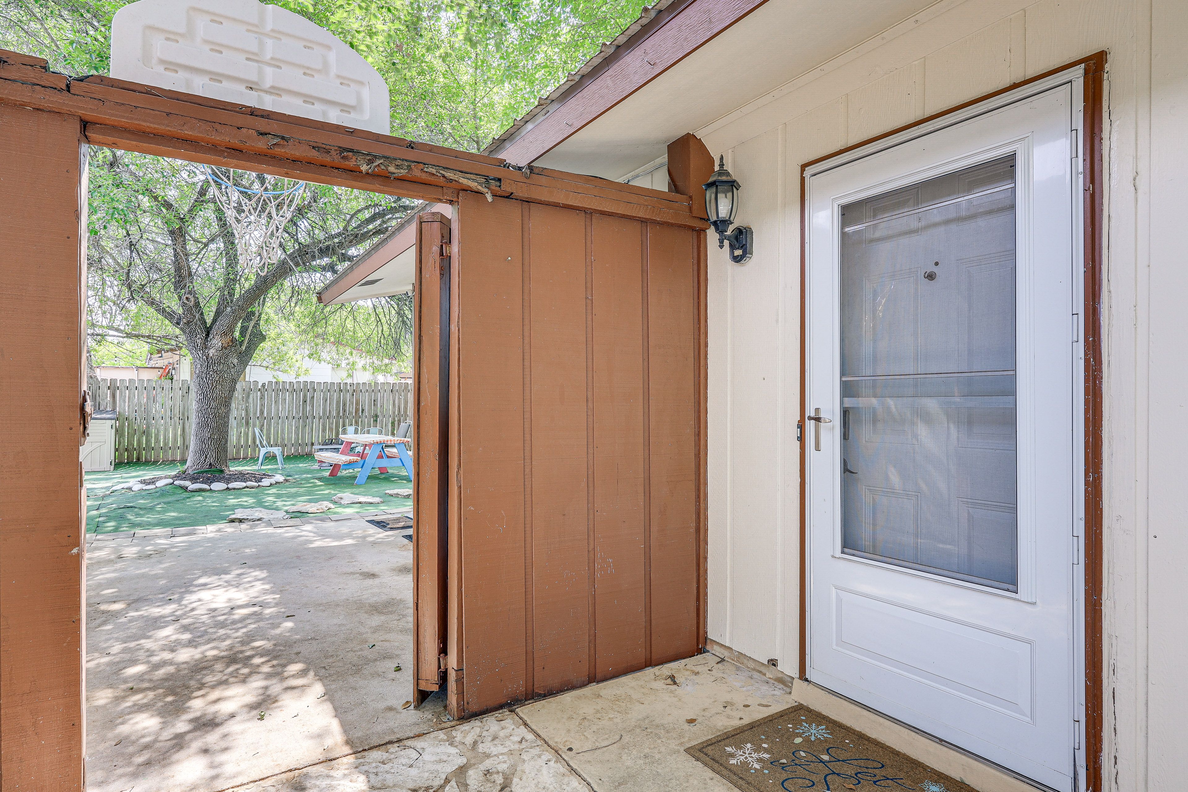 Front Patio | Private Entrance