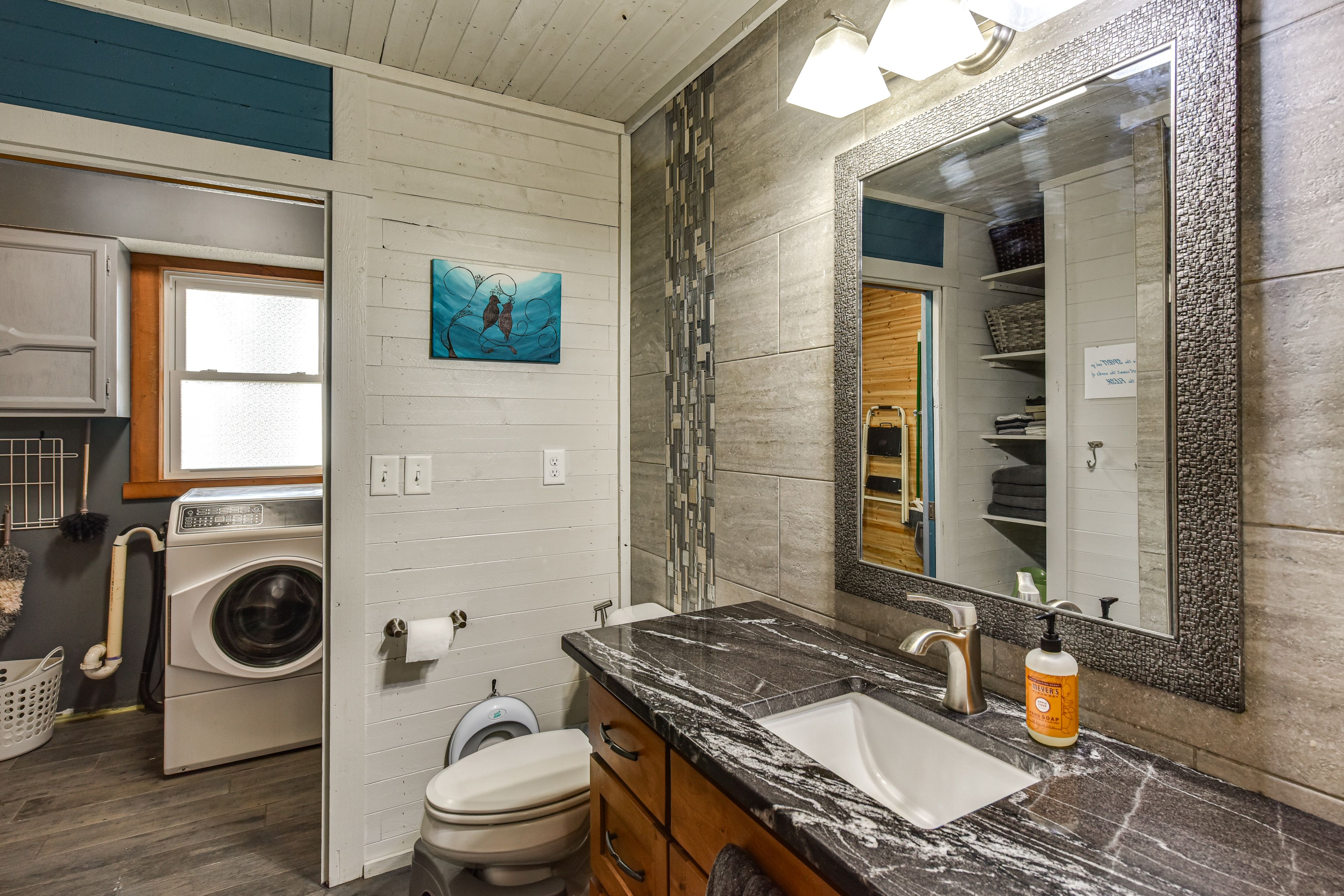 Full Bath | Washer & Dryer | Main Level