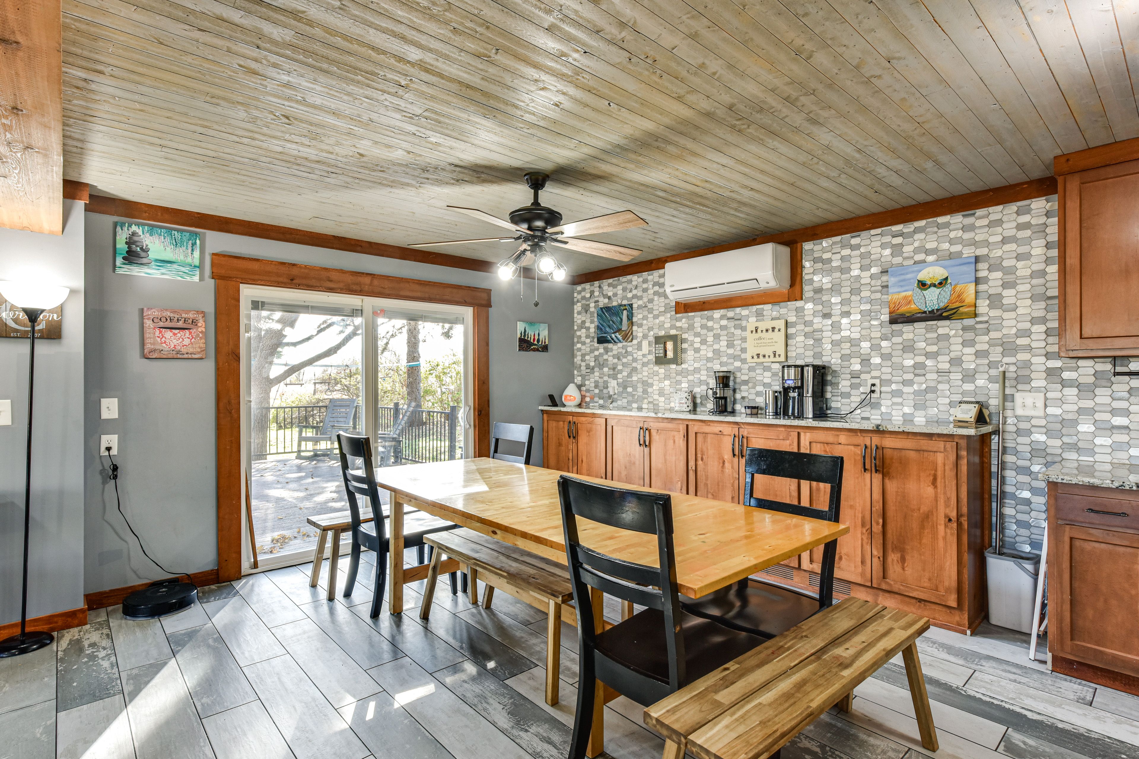 Dining Area | Dishware & Flatware | Coffee Bar | Main Level