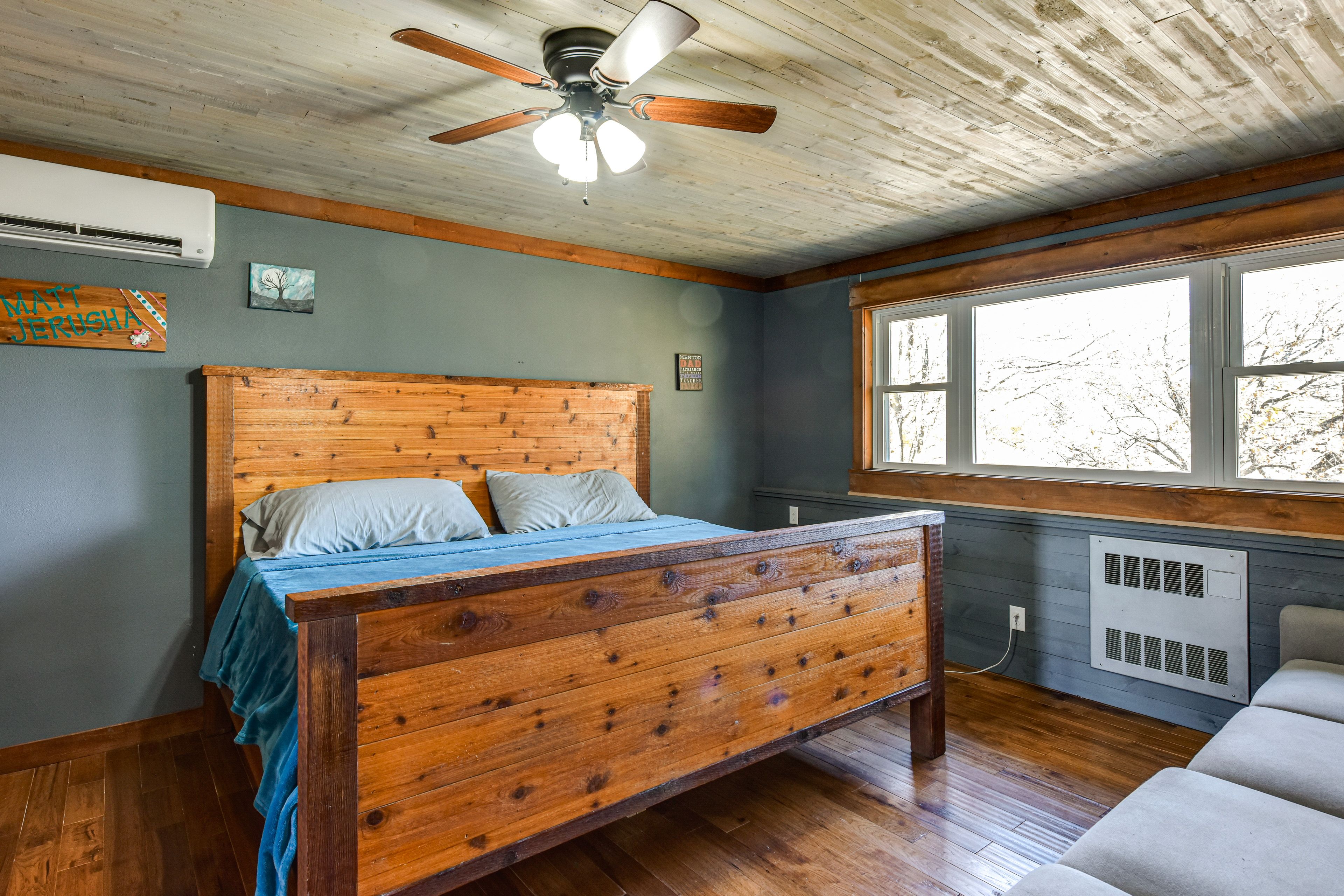 Bedroom 1 | California King Bed | Main Level