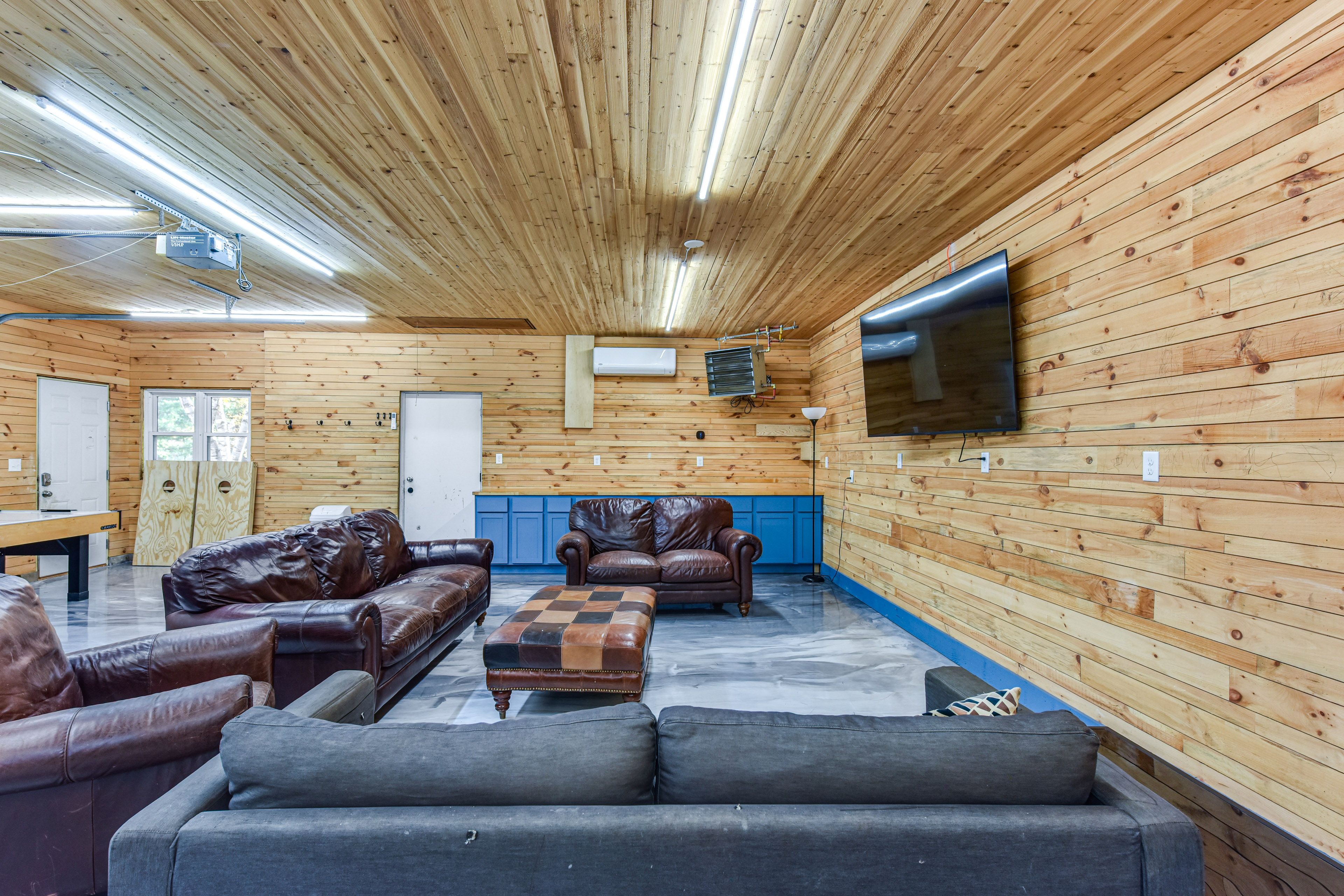 Game Room | Lower Level