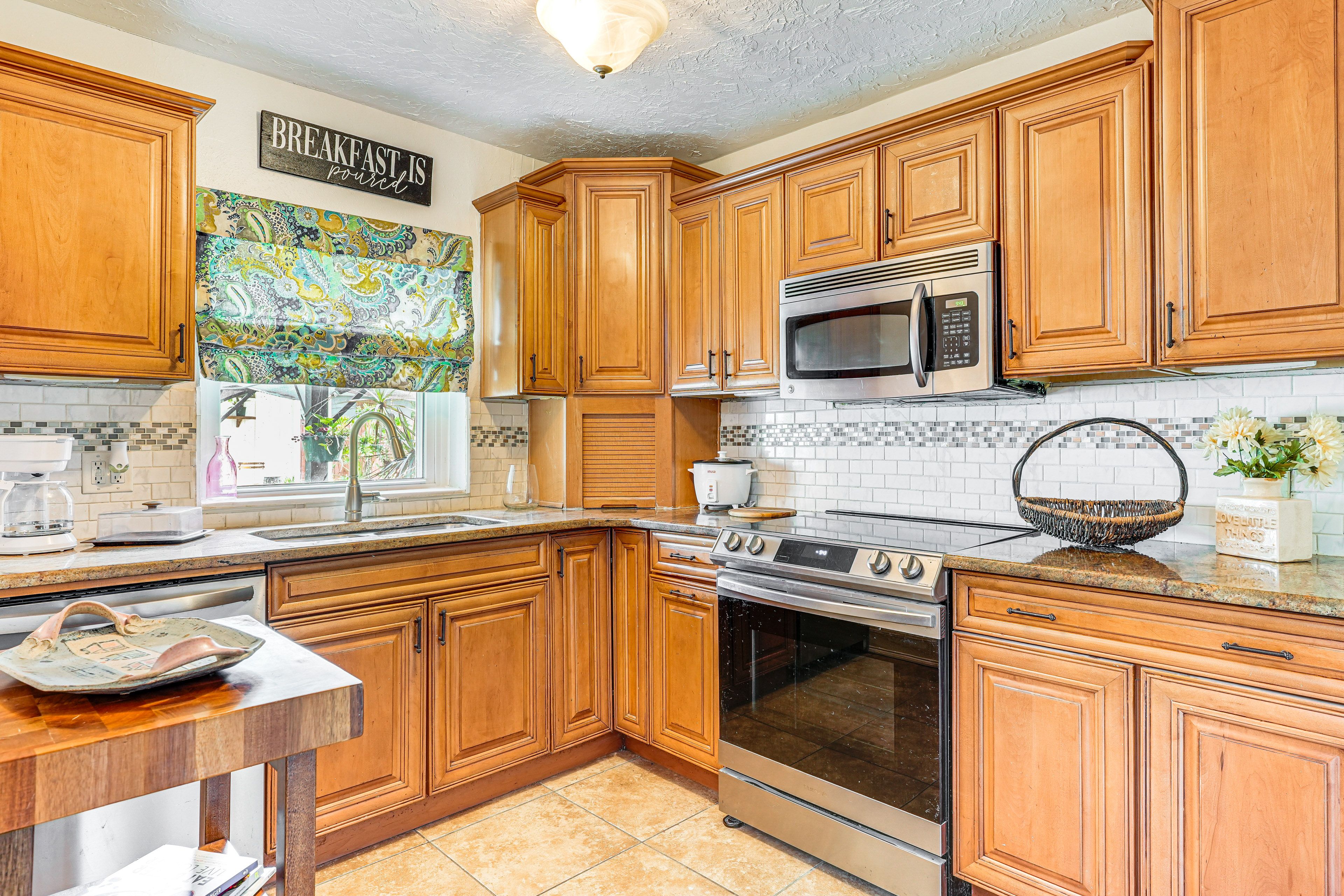 Kitchen | Dishwasher