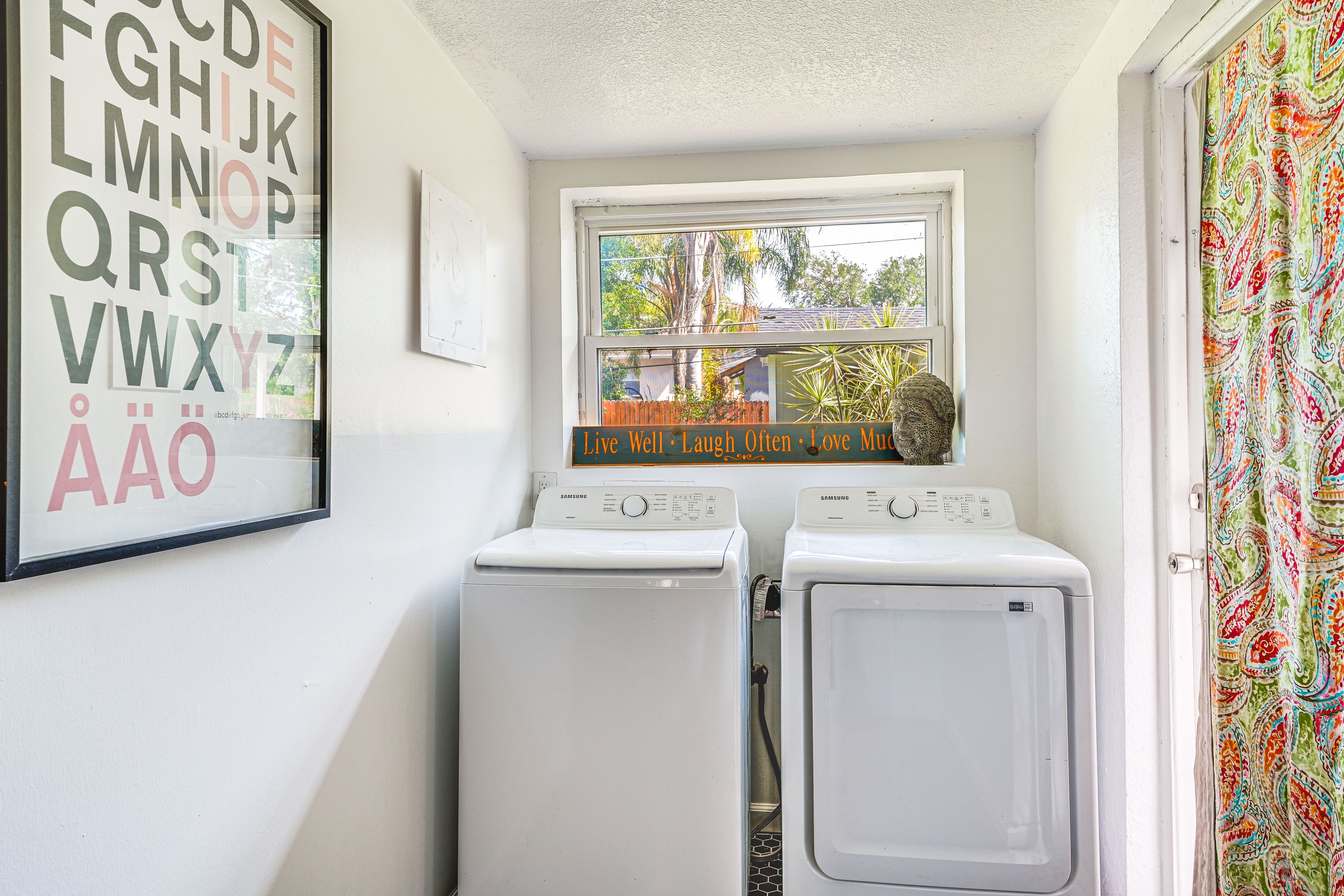 Laundry Room | Washer & Dryer