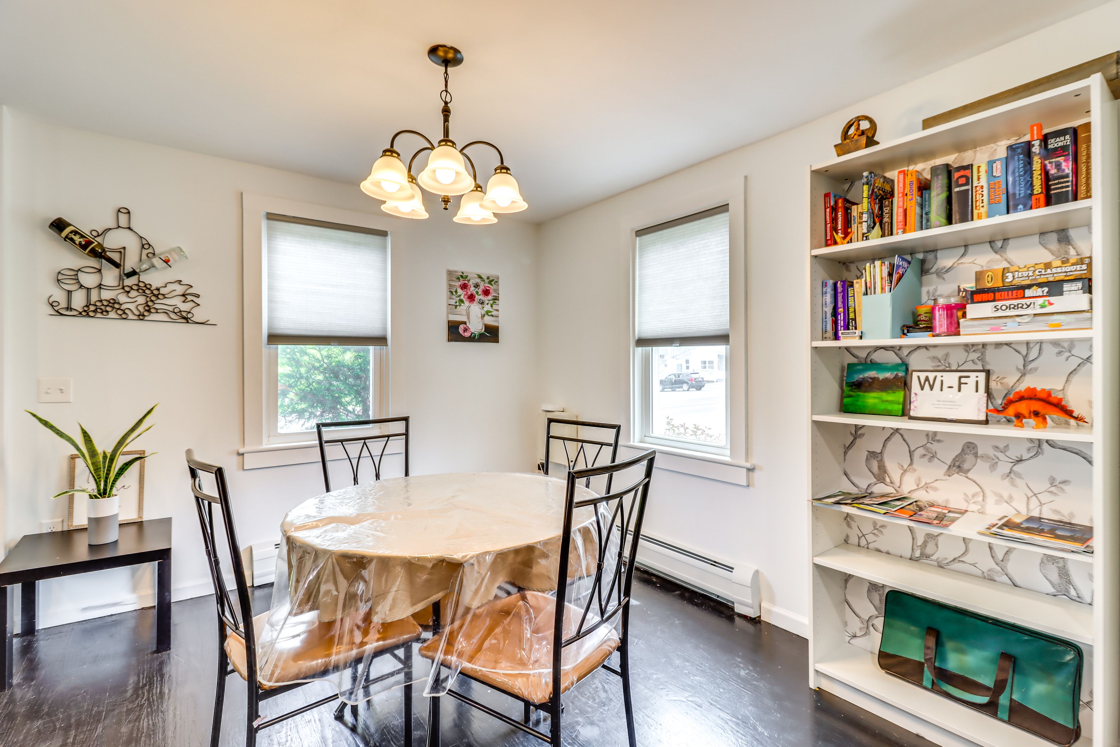 Dining Area | 1st Floor | Dishware/Flatware | Books | Board Games