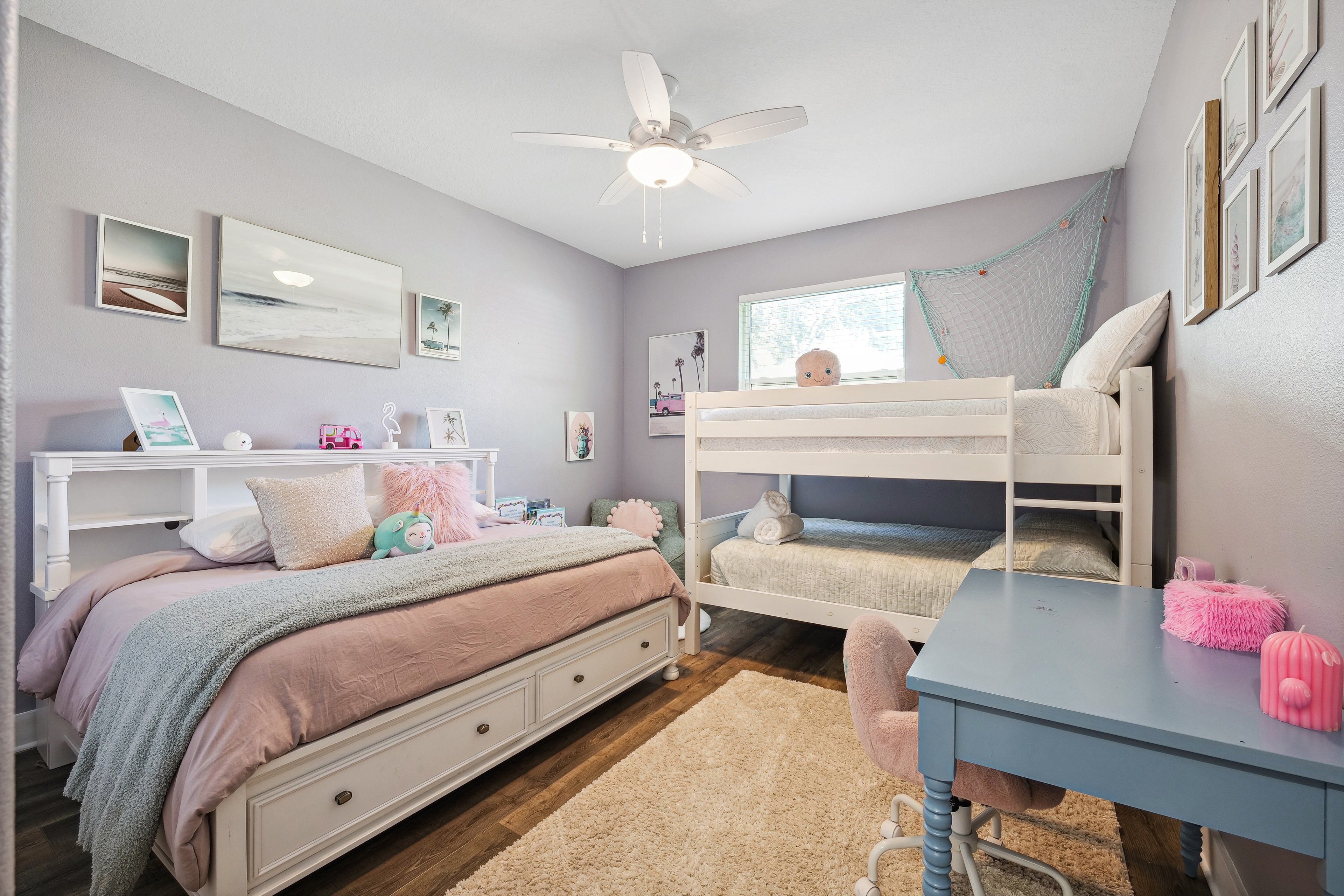 Bedroom 3 | Queen Bed | Full Bunk Bed