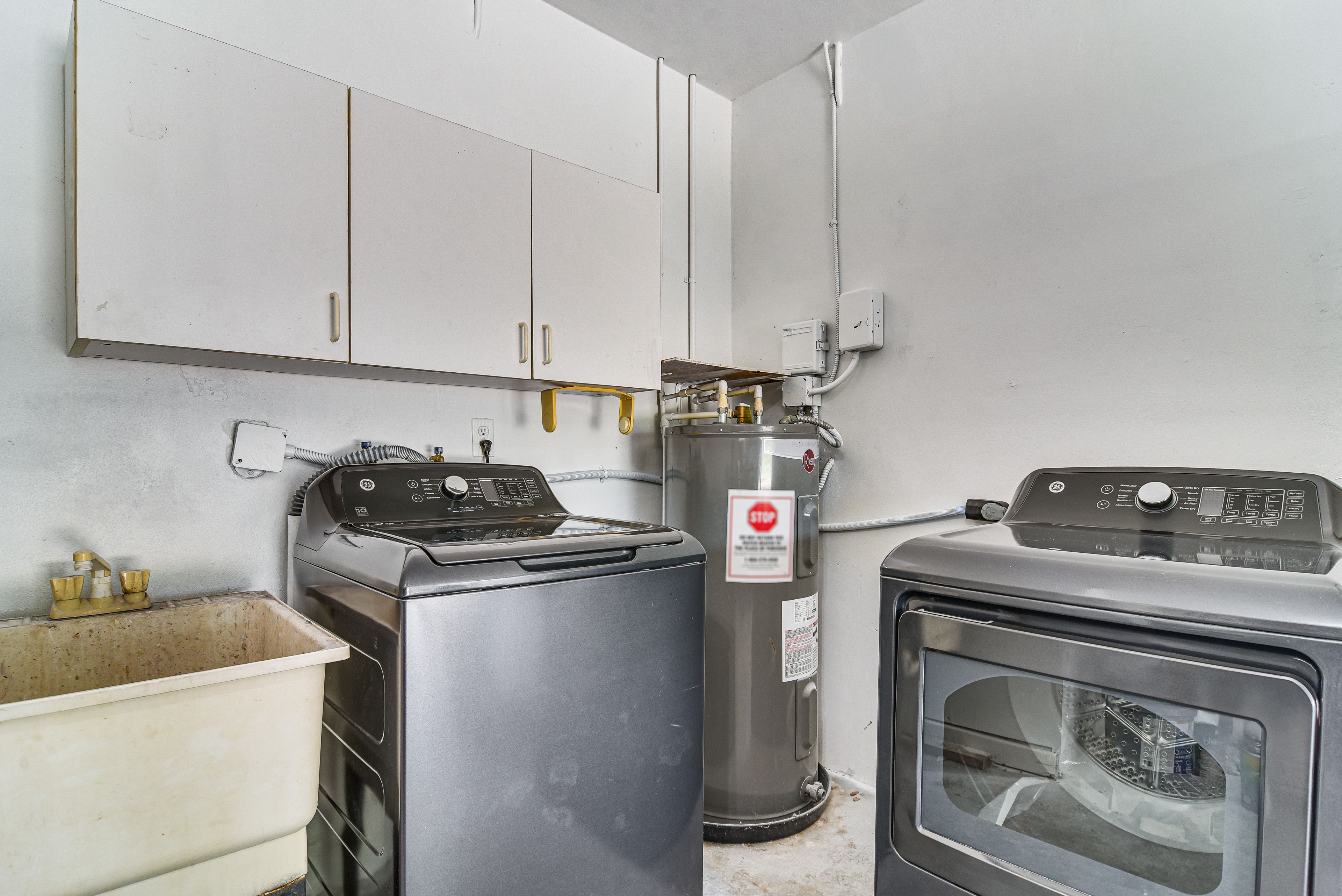 In-Unit Laundry