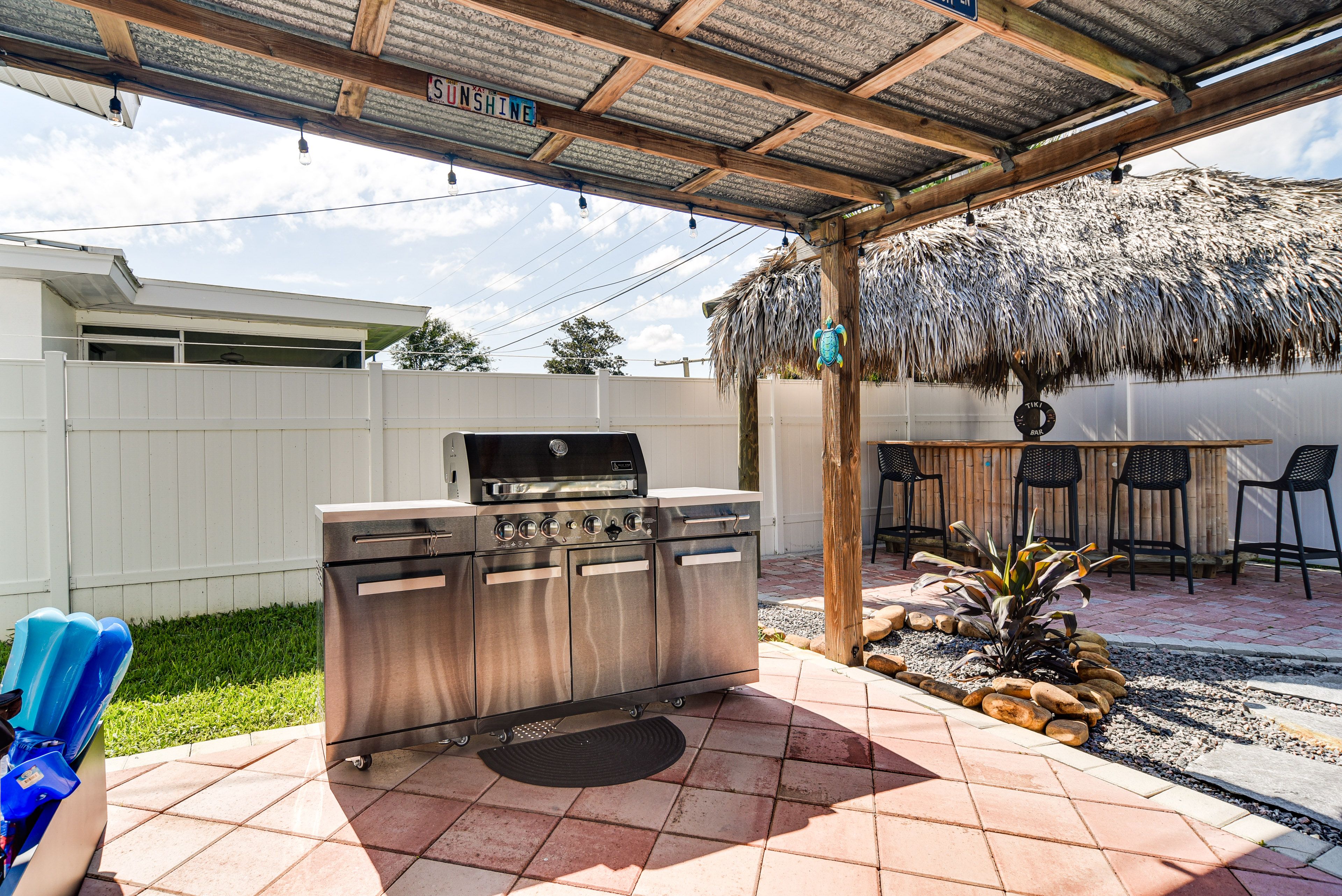 Private Backyard Area | Covered Patio | Outdoor Bar