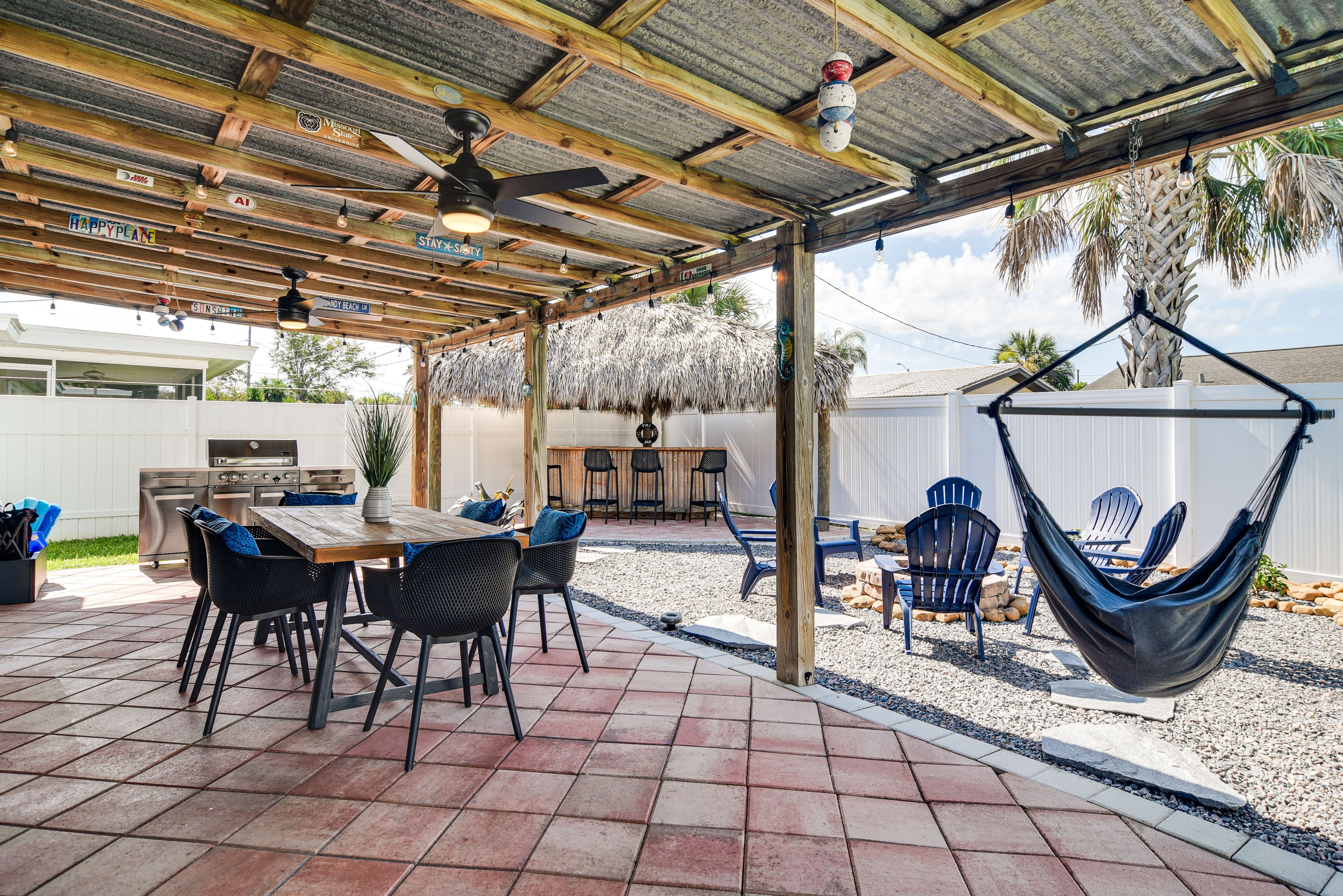 Seminole Vacation Rental | 3BR | 2BA | 1,982 Sq Ft | 2 Steps to Enter