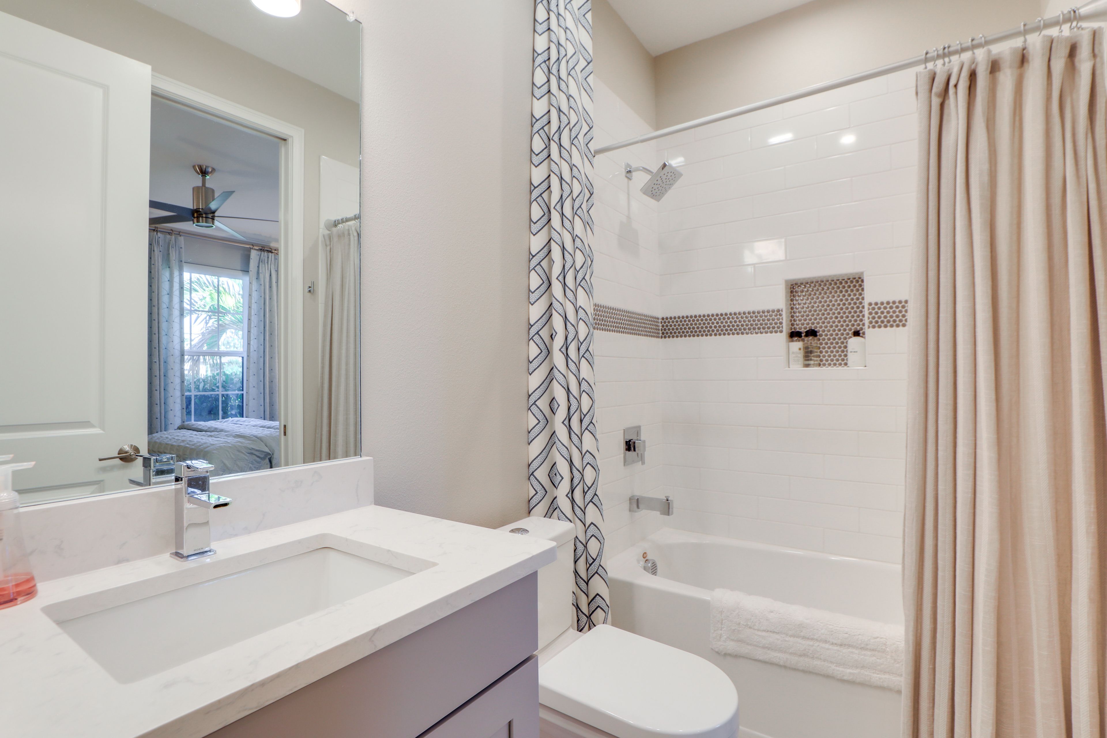 En-Suite Bathroom