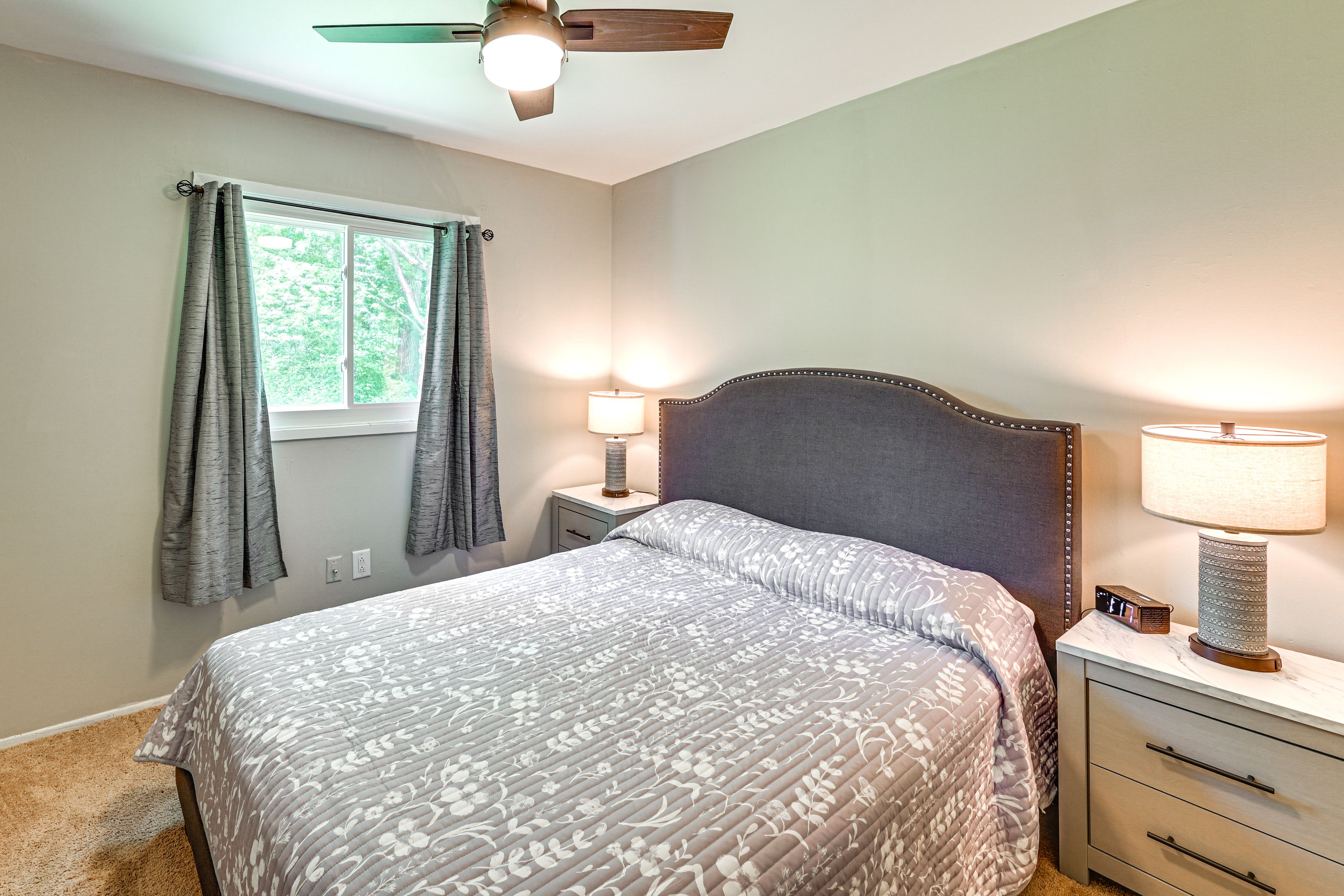Bedroom 1 | Queen Bed | Linens Provided
