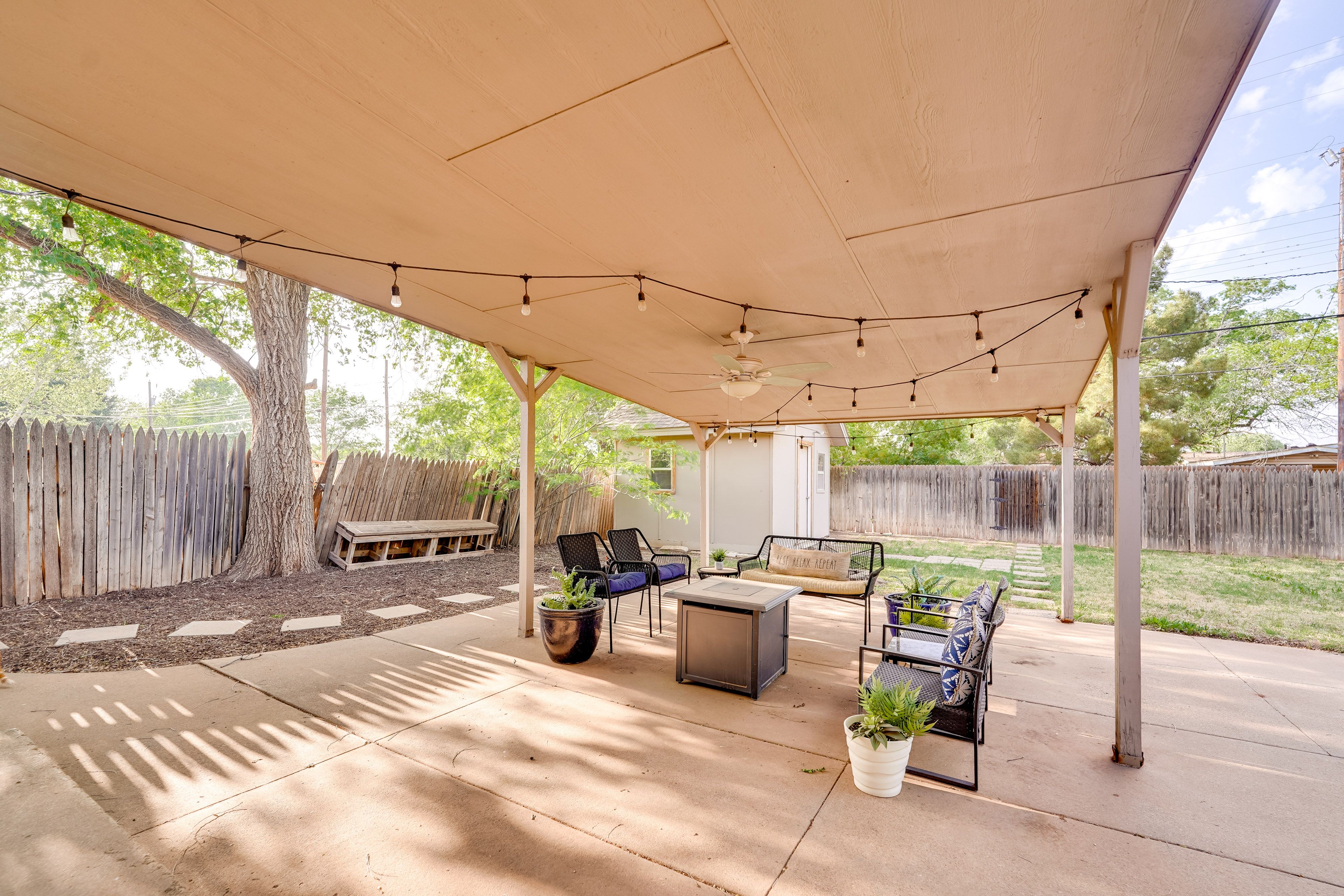 Covered Patio | Outdoor Seating | Gas Fire Pit Table | Gas Grill