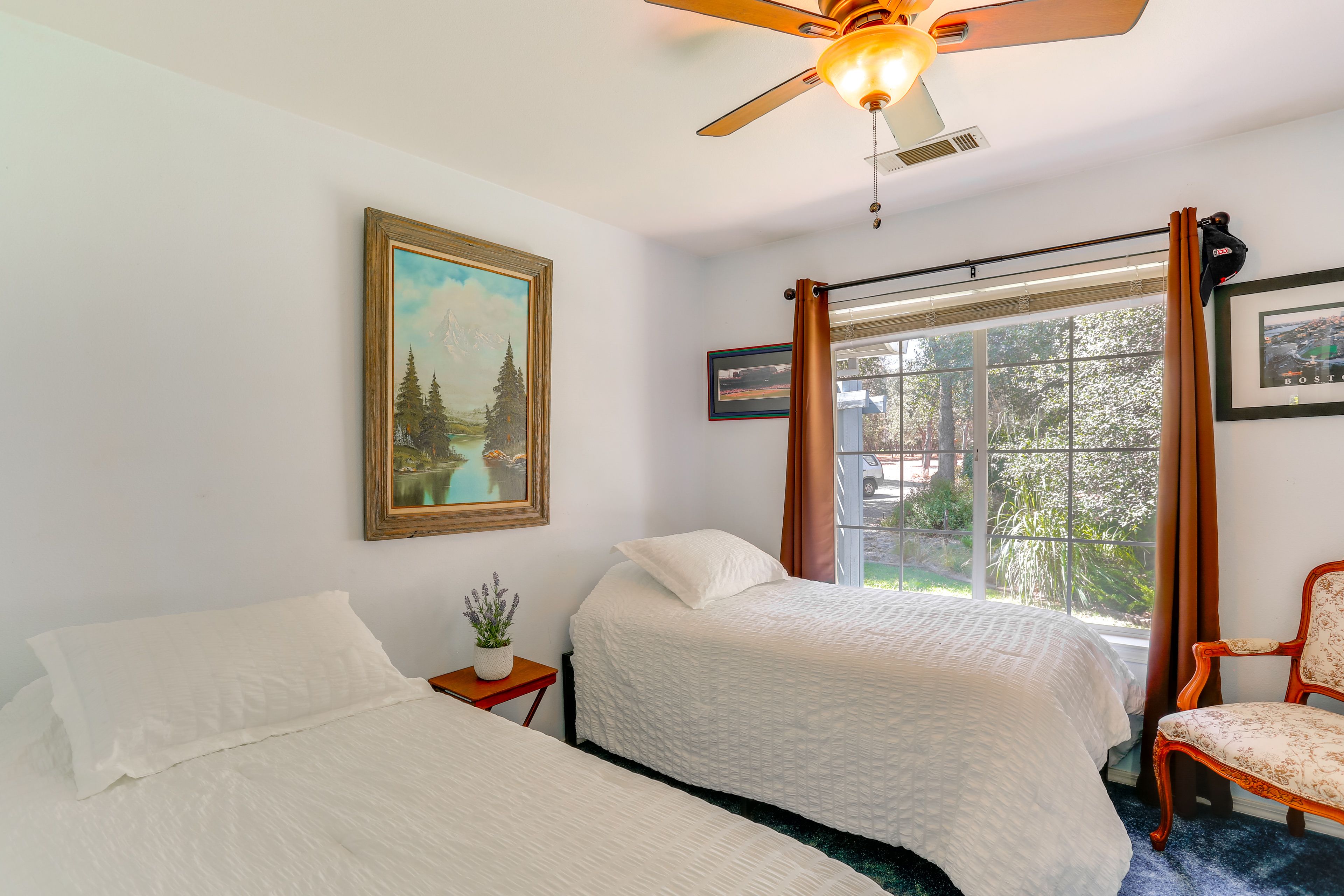 Bedroom 3 | 2 Twin Beds