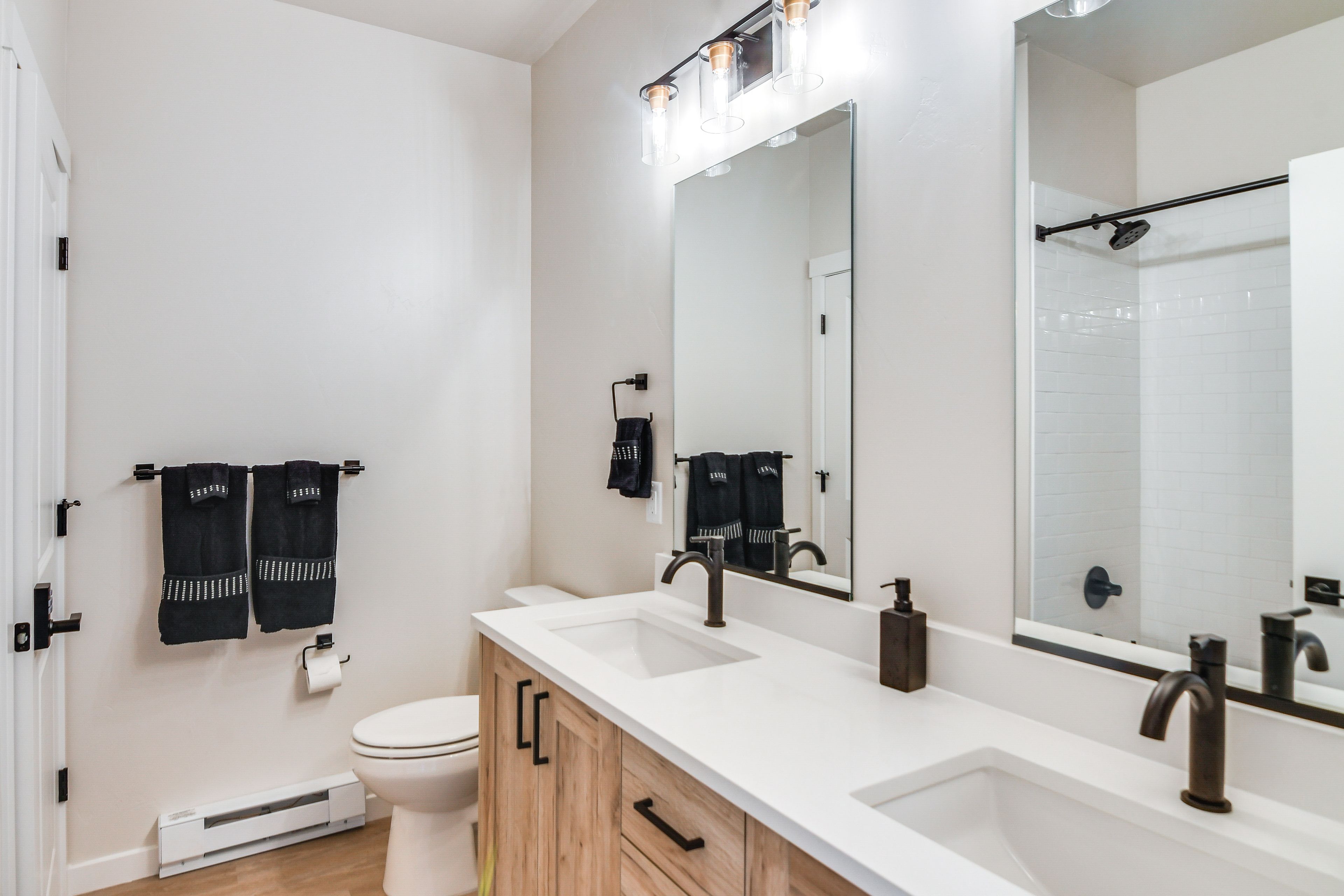 Bathroom | Towels Provided | 2nd Level