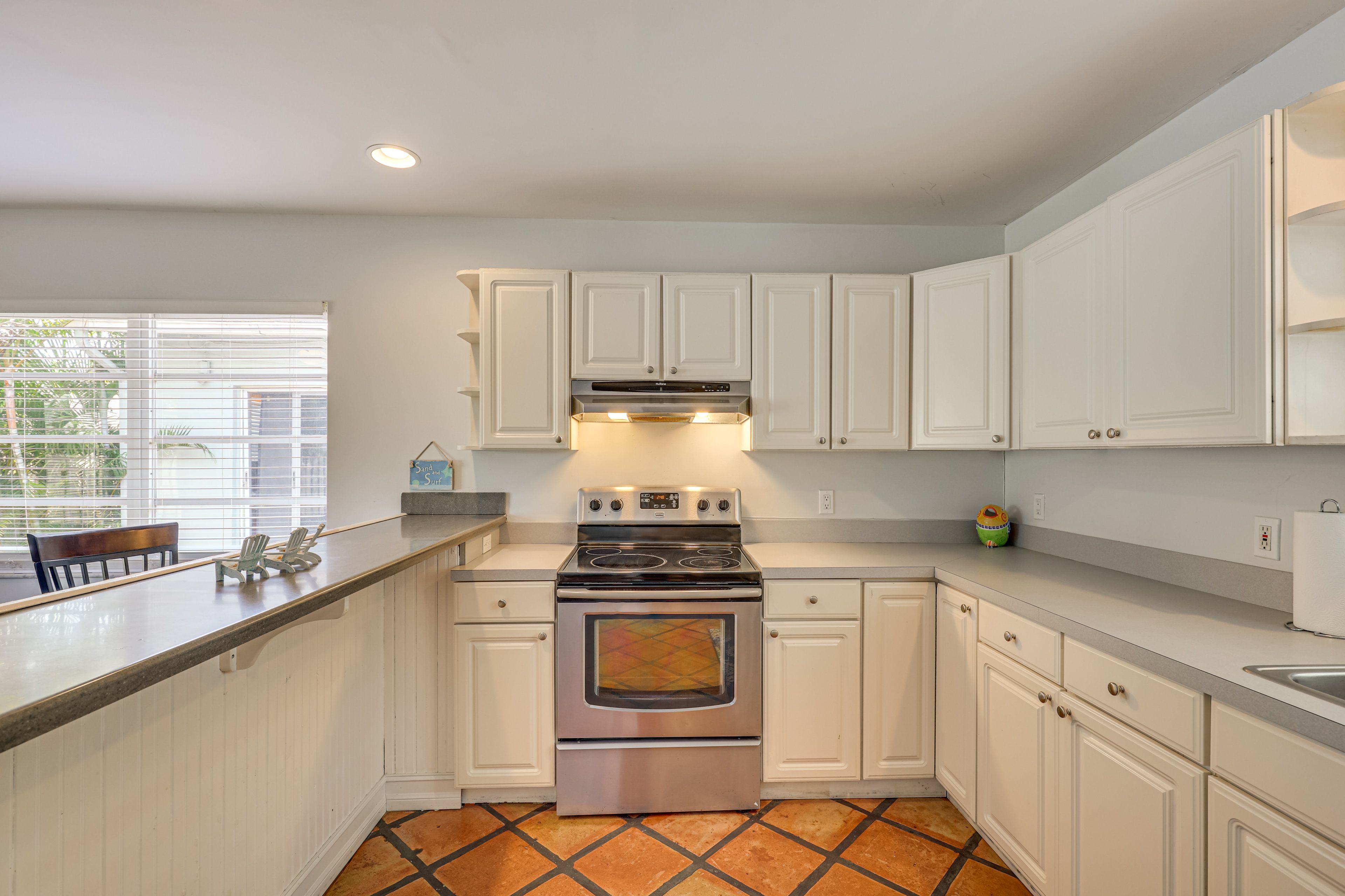 Kitchen | Drip Coffee Maker | Blender | Toaster | Cooking Basics