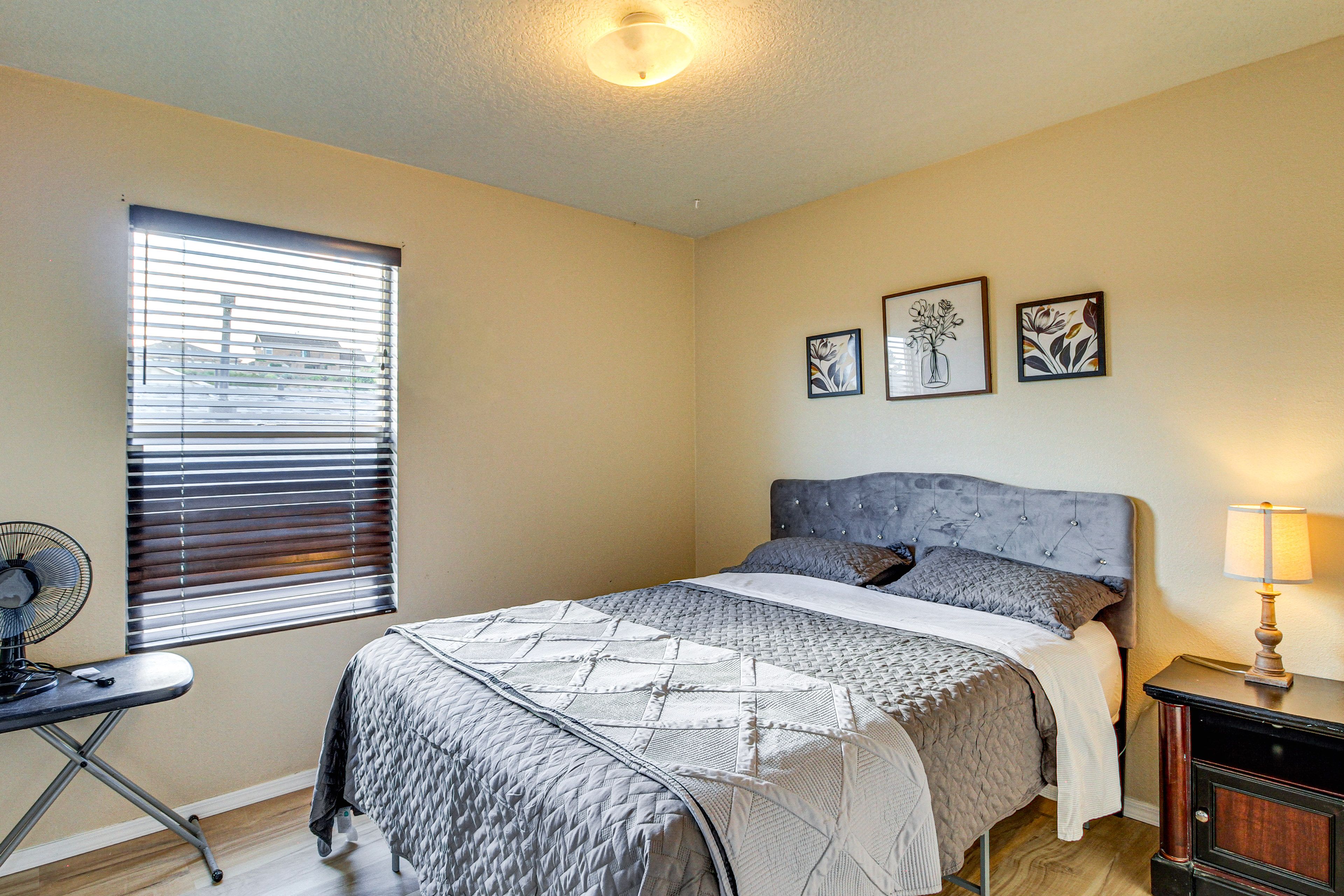 Bedroom 3 | 2nd Floor | Queen Bed