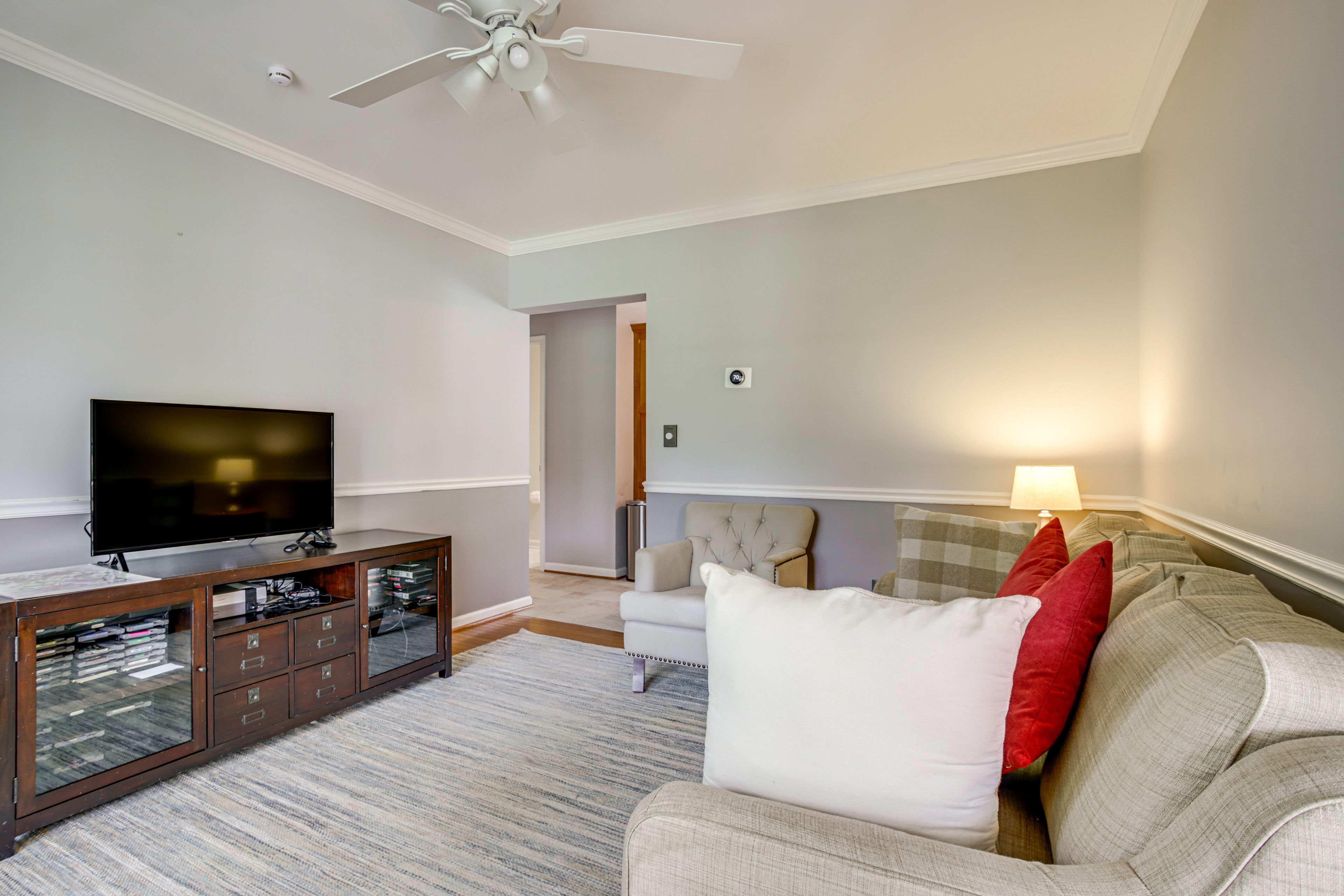 Front Room | 1st Floor | Smart TV