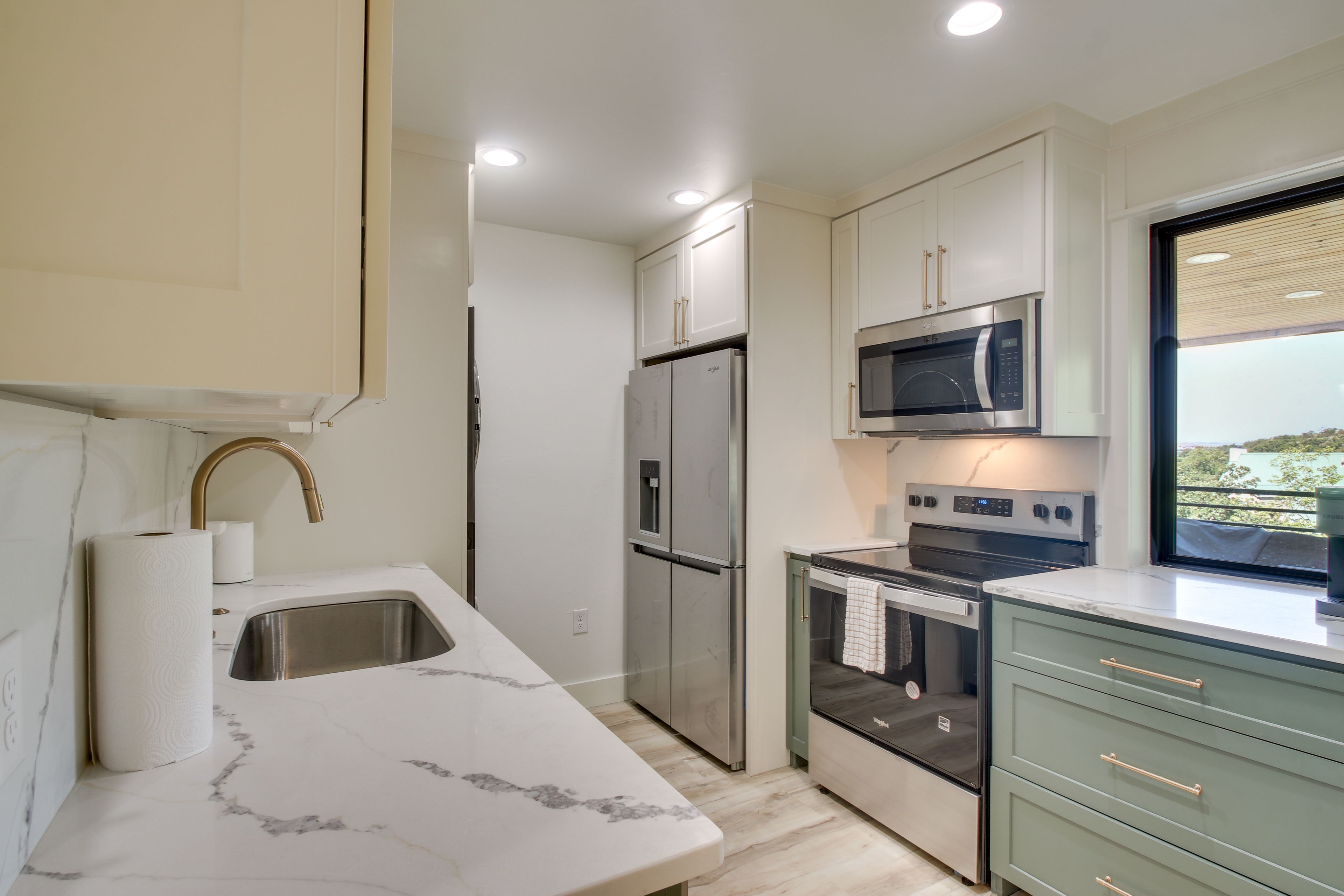 Kitchen | 1st Floor