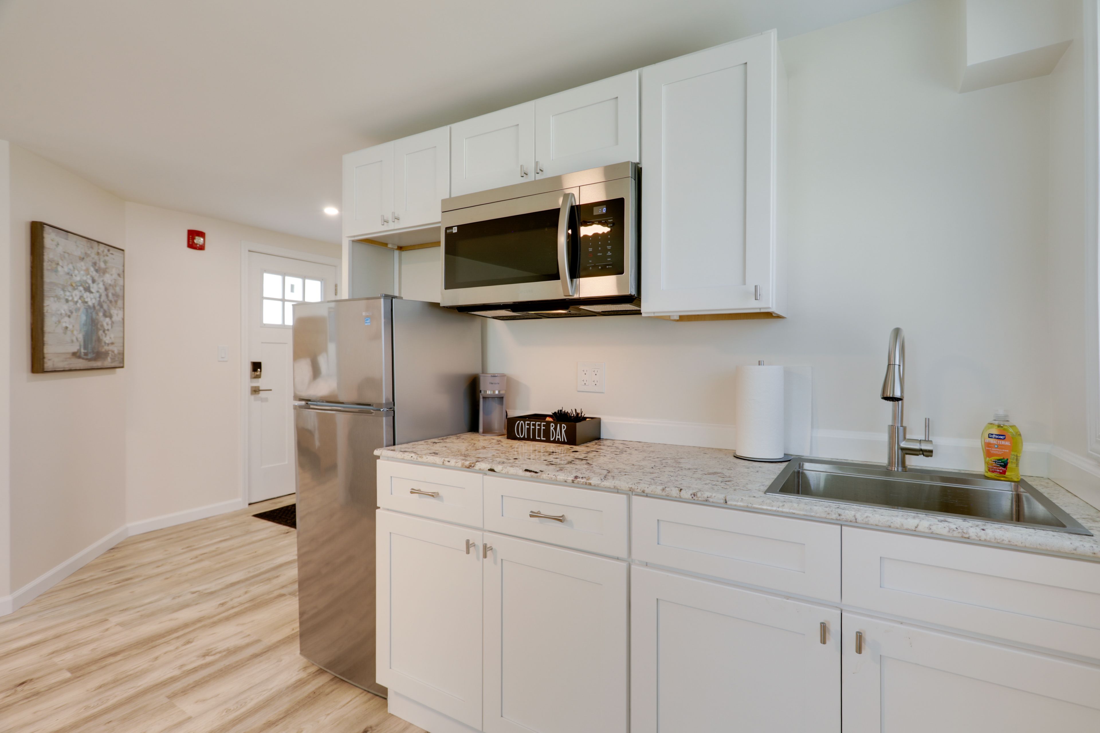 Kitchenette | Keurig Coffee Maker | Toaster | Cooking Basics
