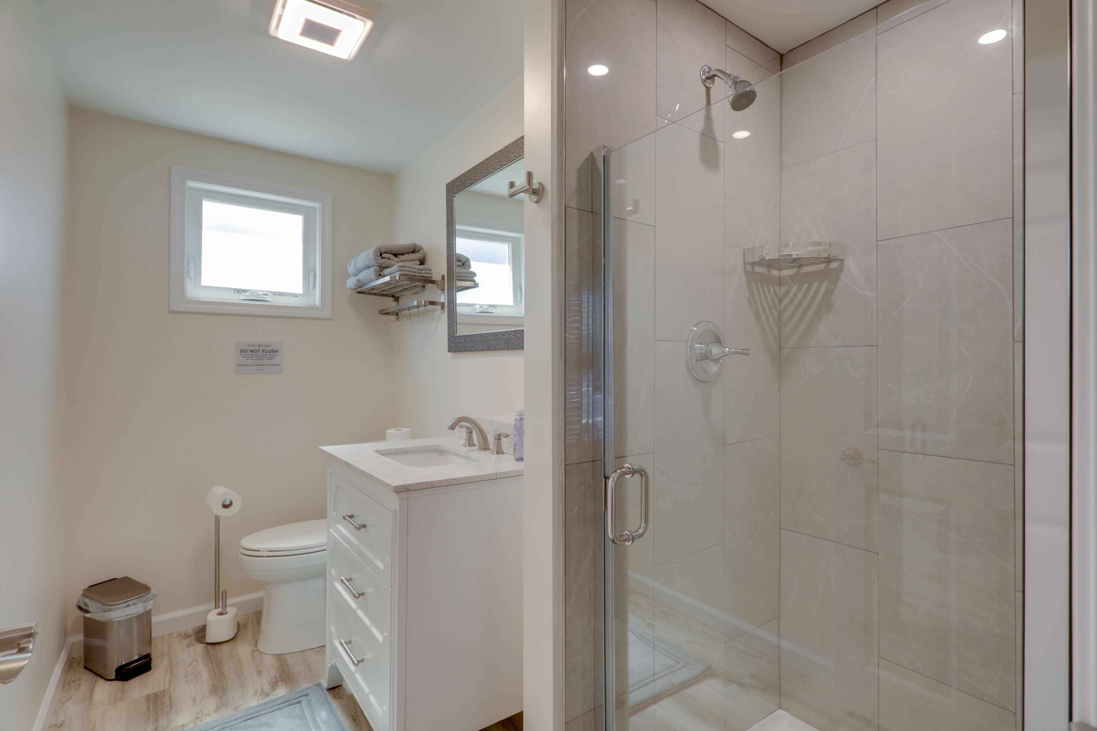Bathroom | Towels Provided | Complimentary Toiletries | Hair Dryer