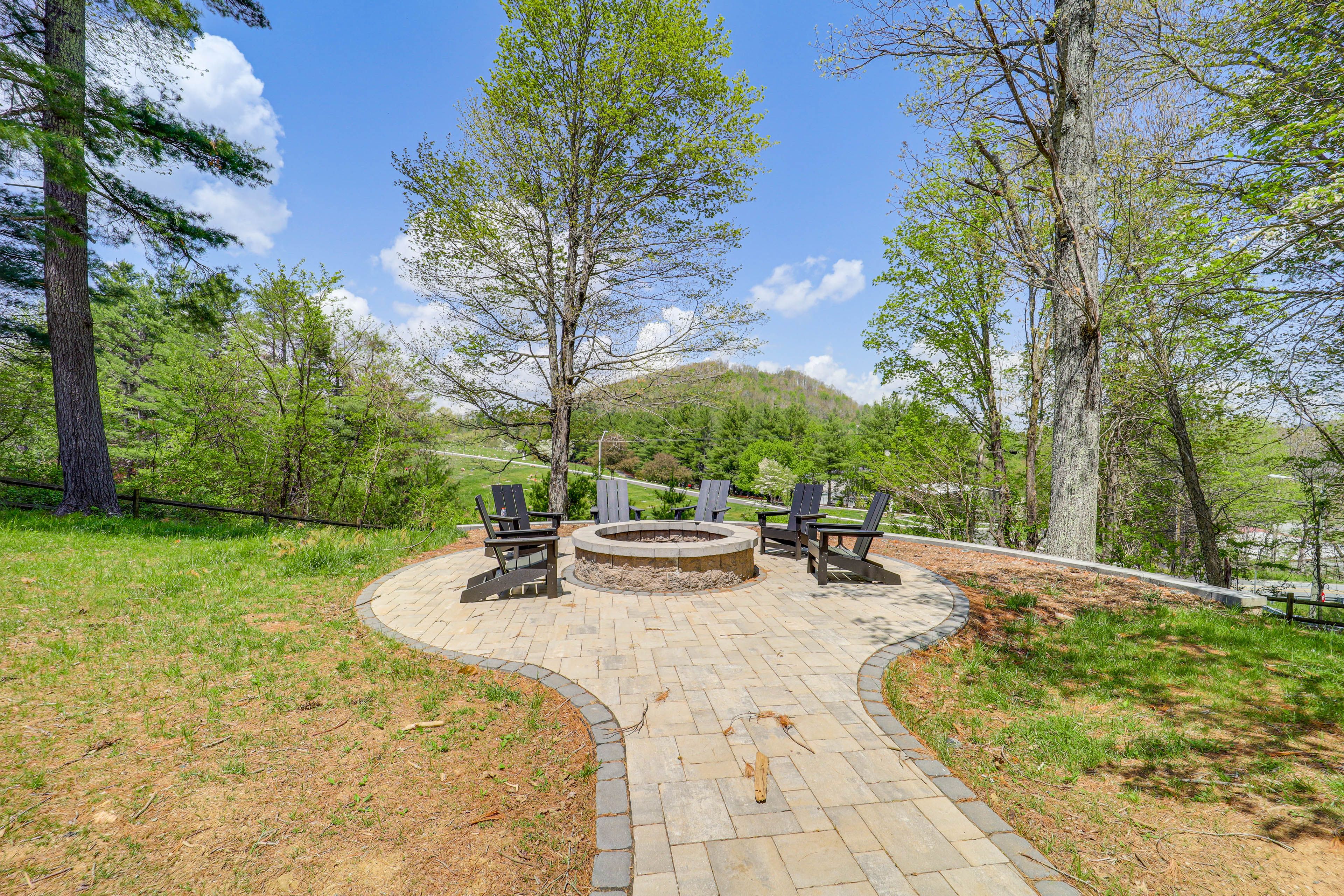 Private Backyard Area | Fire Pit