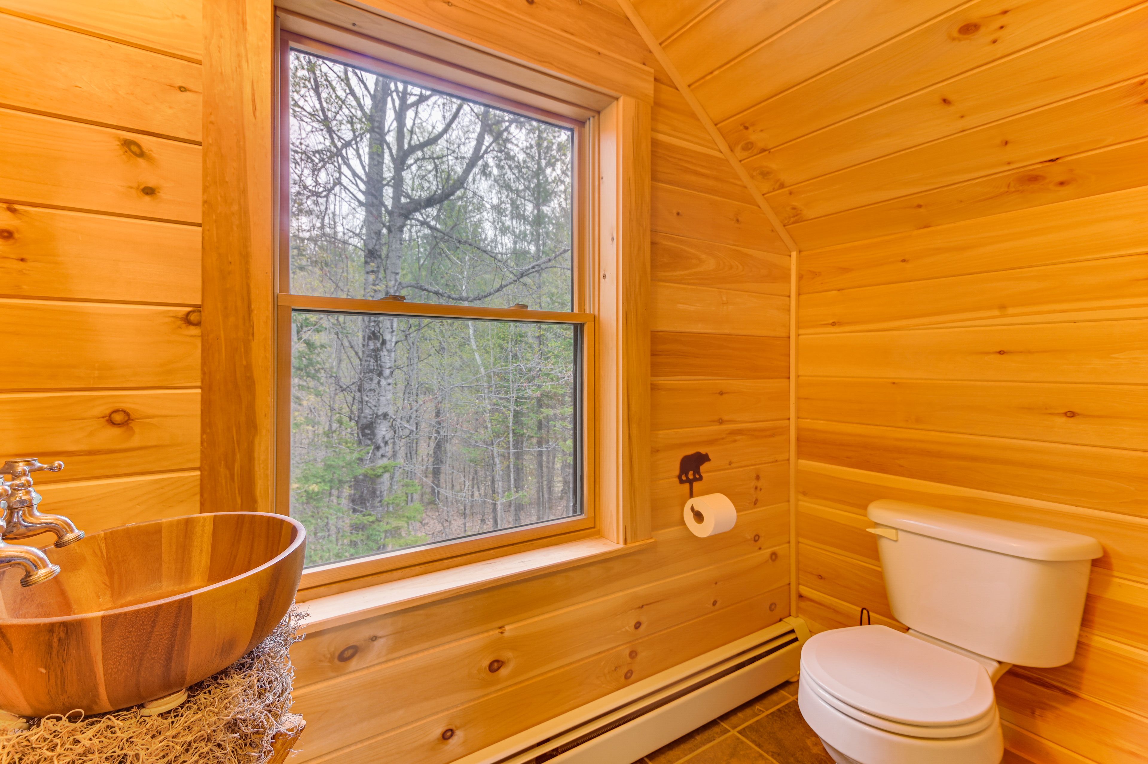 Half Bathroom | 2nd Floor