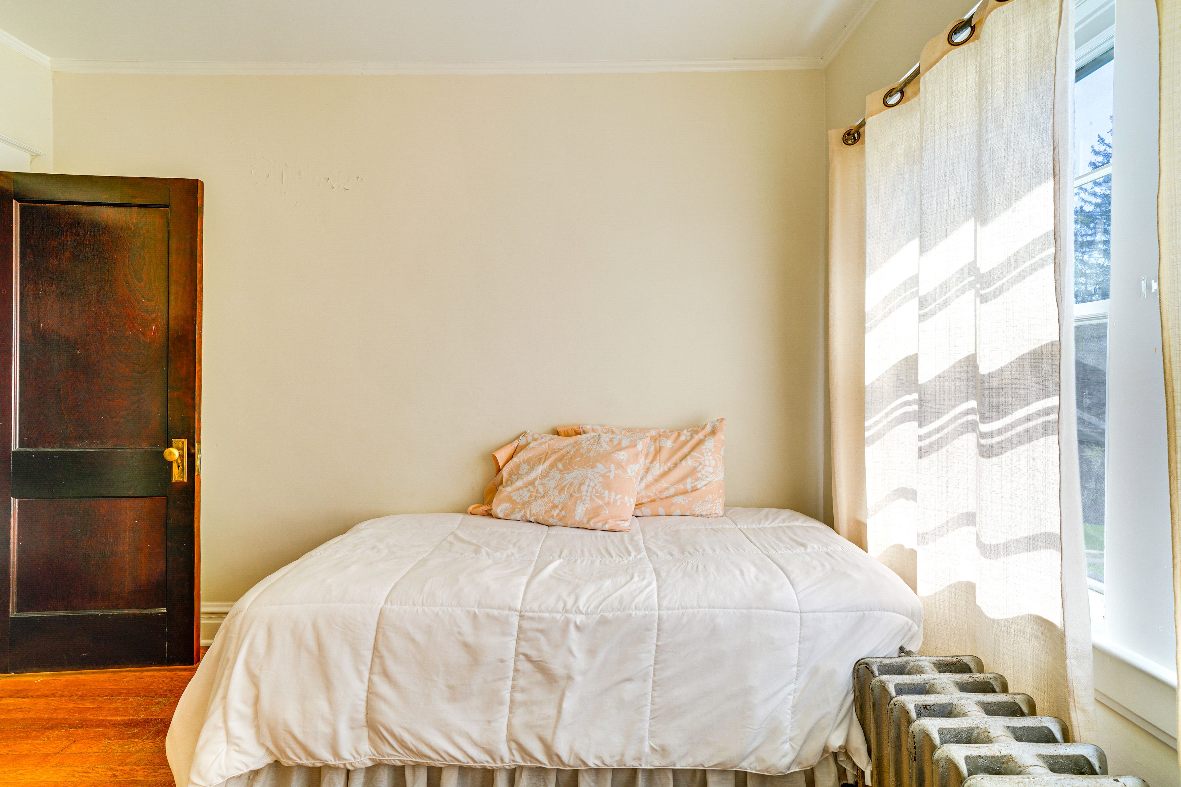 Bedroom 3 | 2nd Floor | Twin Bed