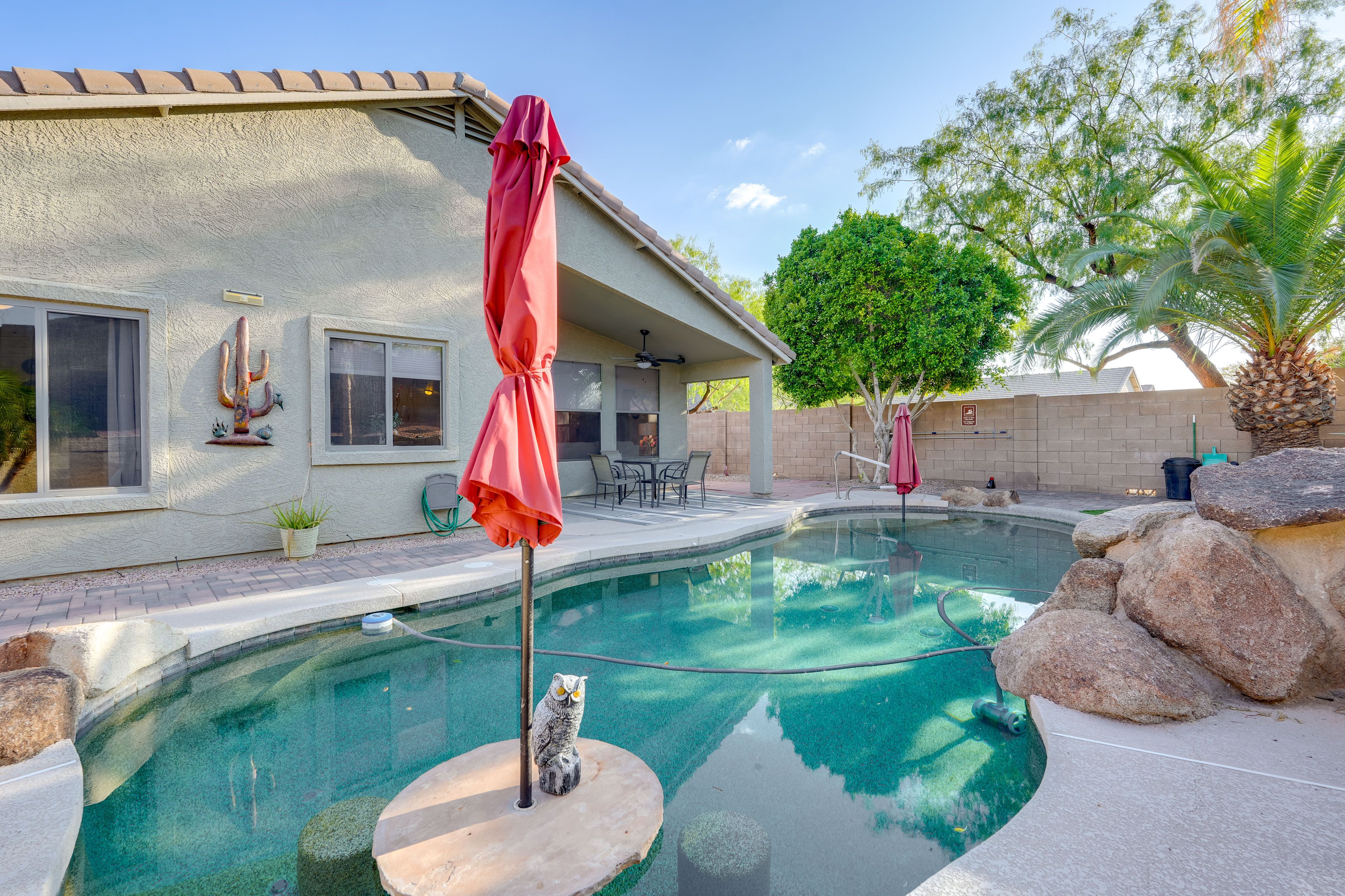 Mesa Vacation Rental | 3BR | 2BA | 1,900 Sq Ft | Small Step Required