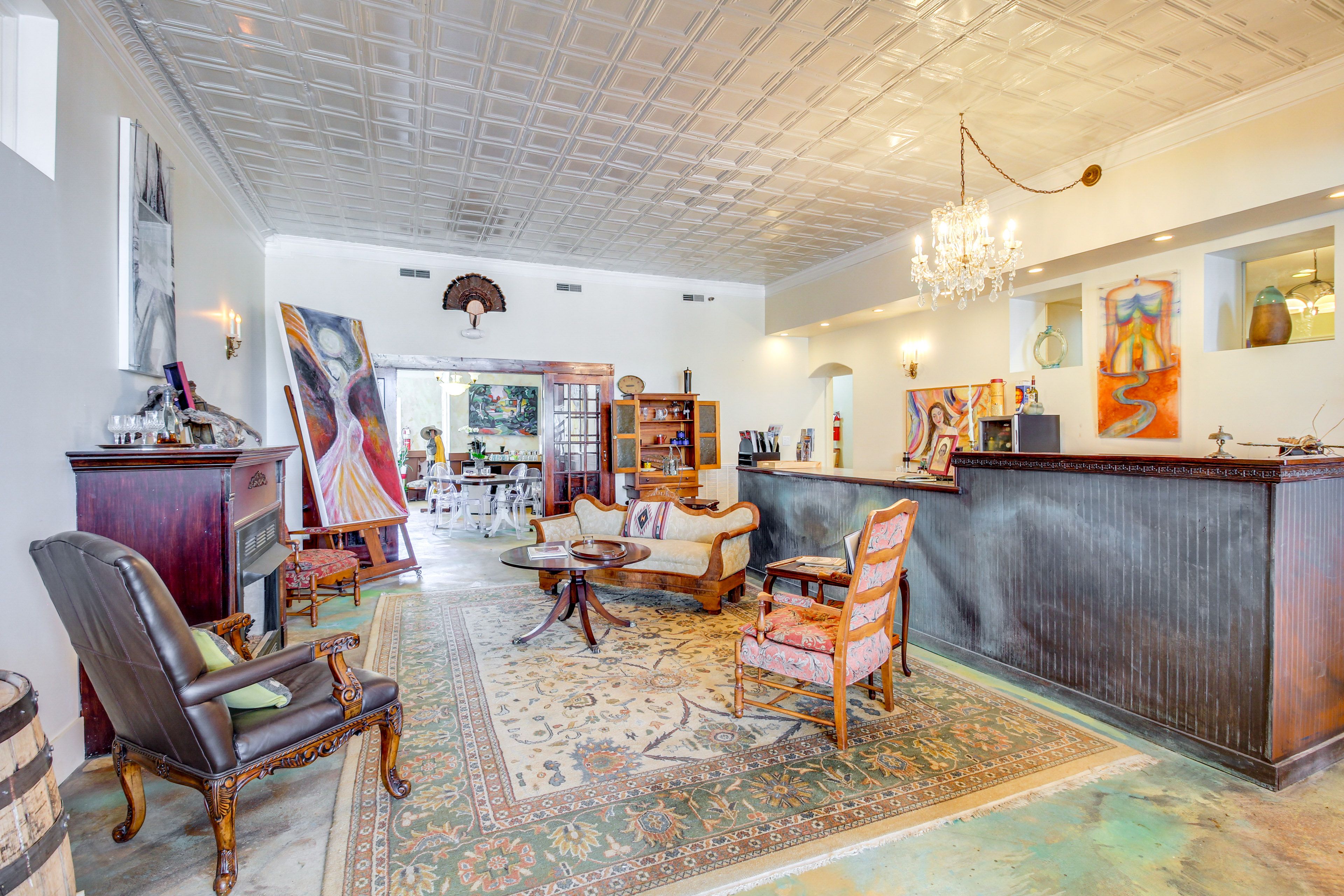 Community Lobby | Fireplace | Grand Piano