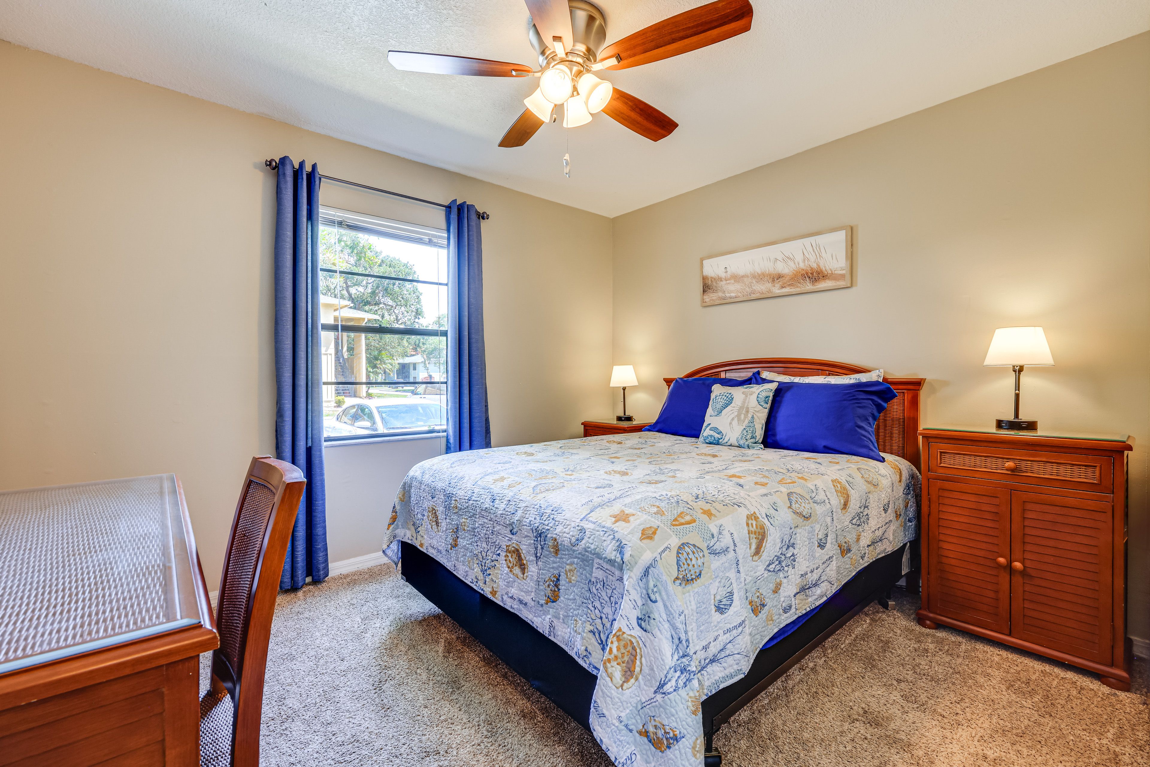 Bedroom 2 | Queen Bed | Smart TV | Dedicated Workspace
